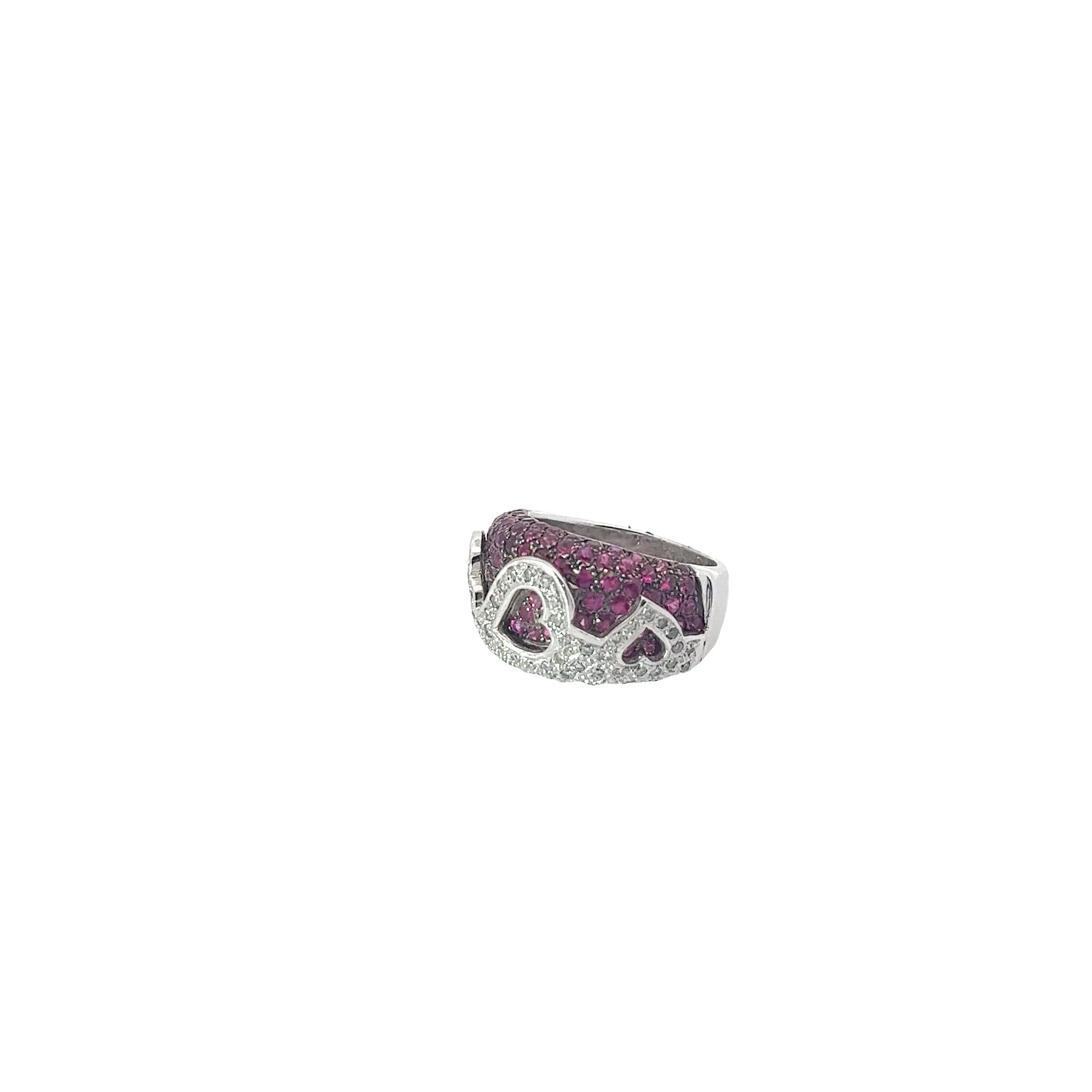 18k white gold1.00ct Round Diamond and 1.00ct round Ruby Heart Levian Ring