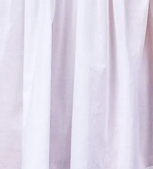 2006- Short sleeveless gown with lace yoke