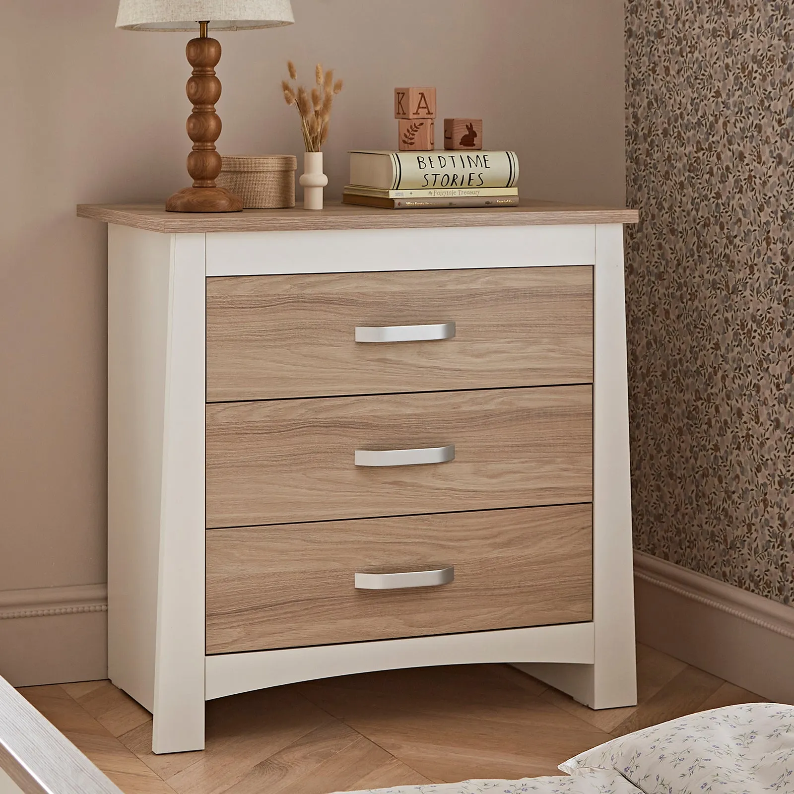 ADA DRESSER/CHANGER