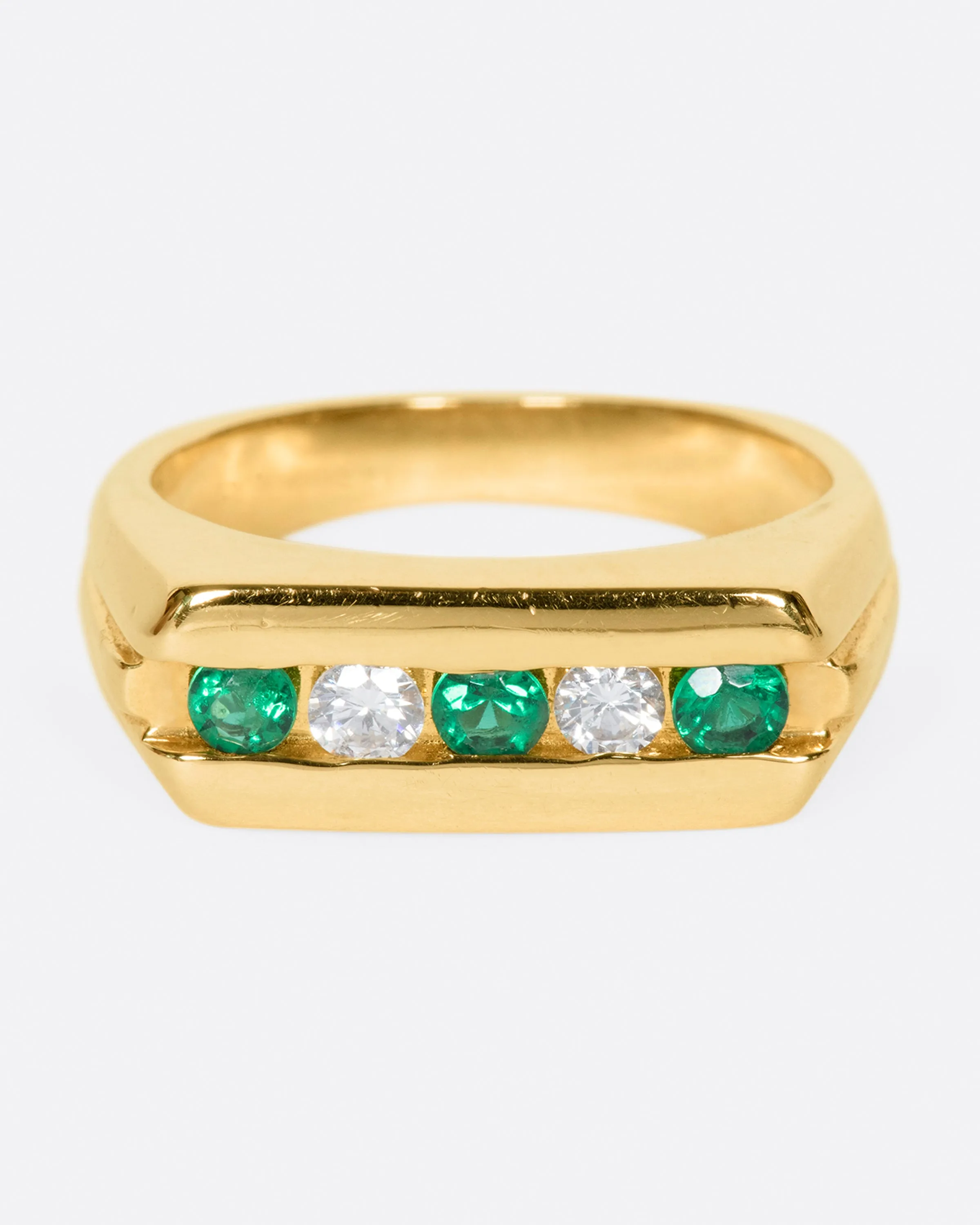 Alternating Emerald & Diamond Ring