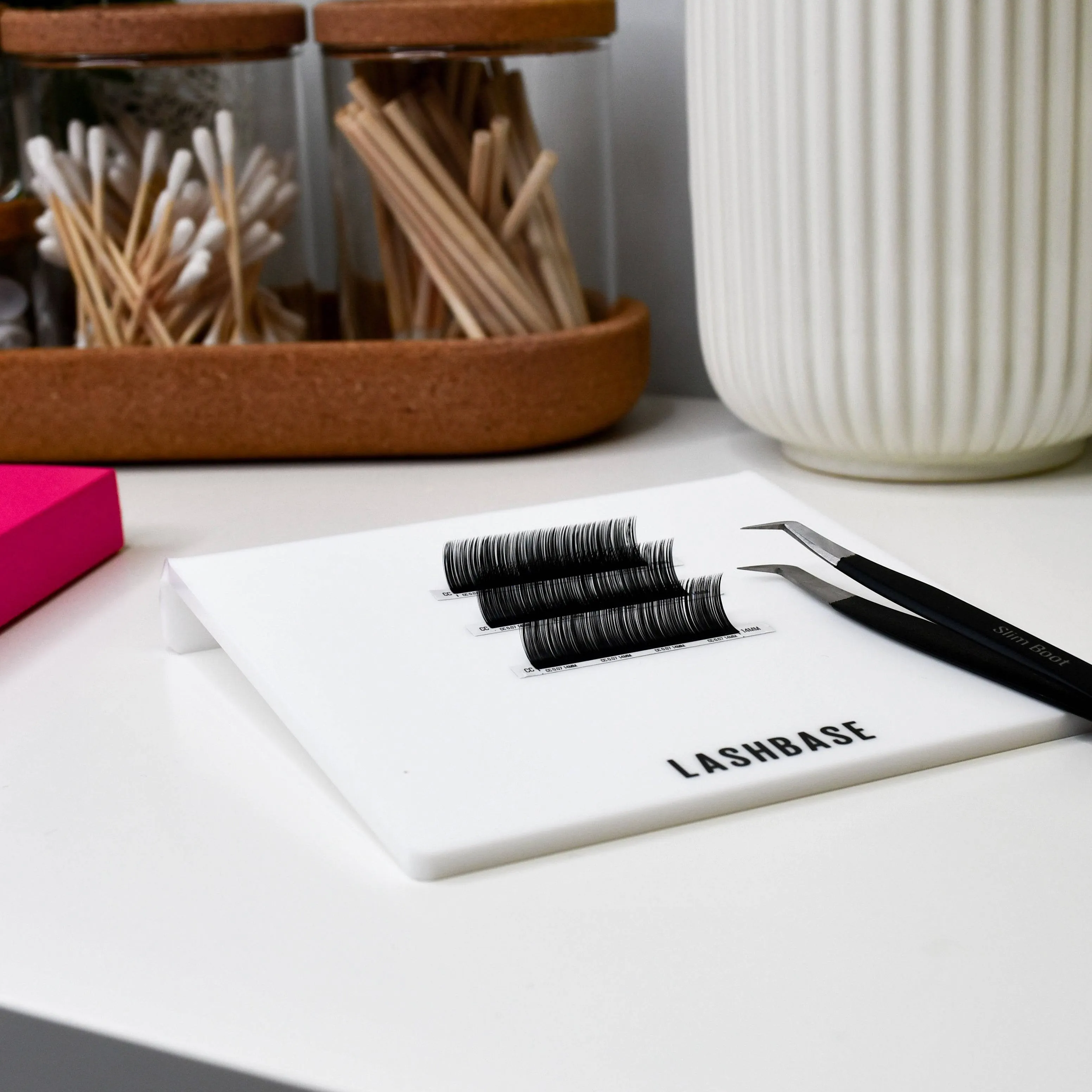 Angled Anti-Glare Lash Tile