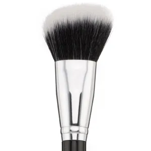 Angled Bronzer Brush F202