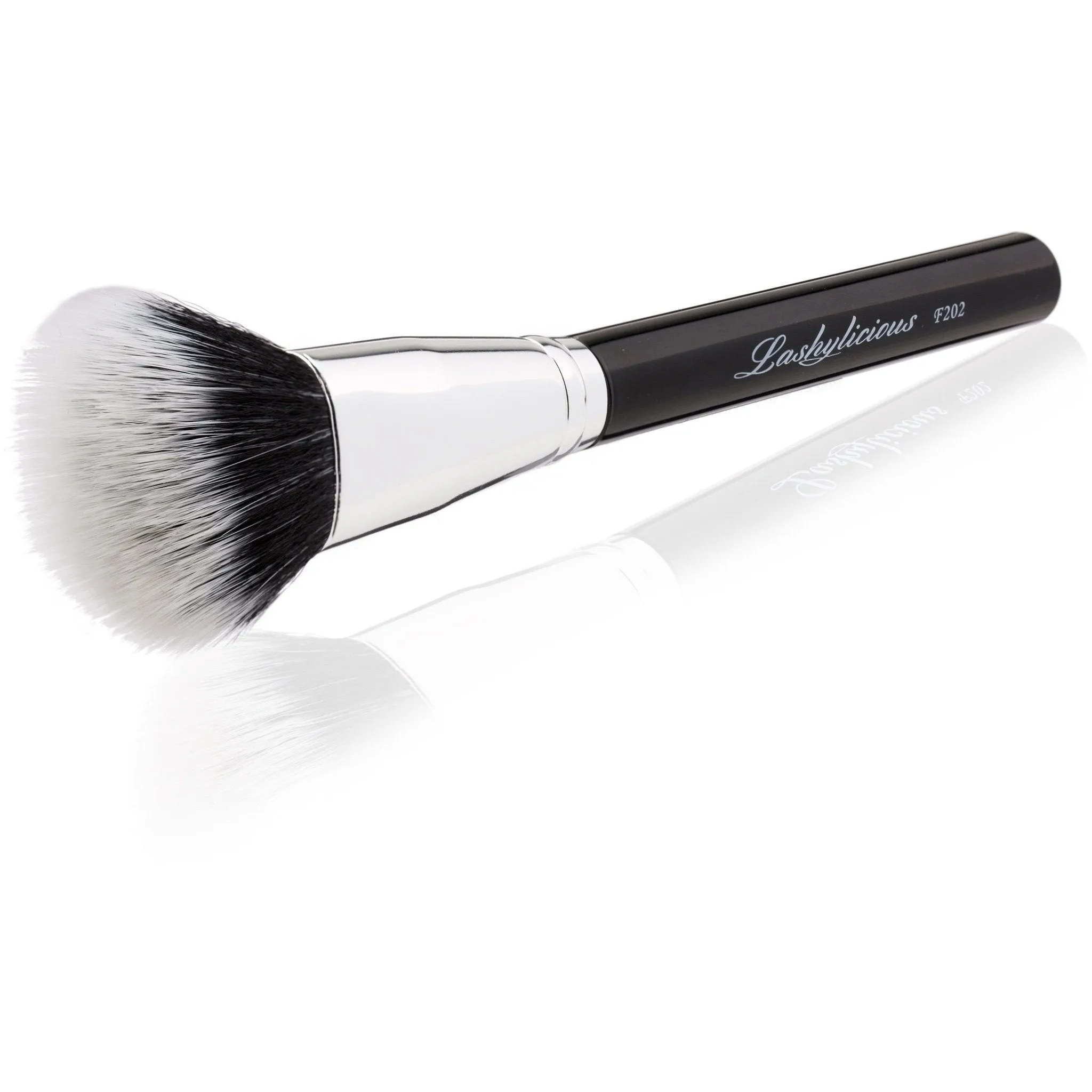 Angled Bronzer Brush F202