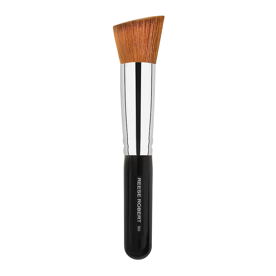 Angled Flat Kabuki Brush