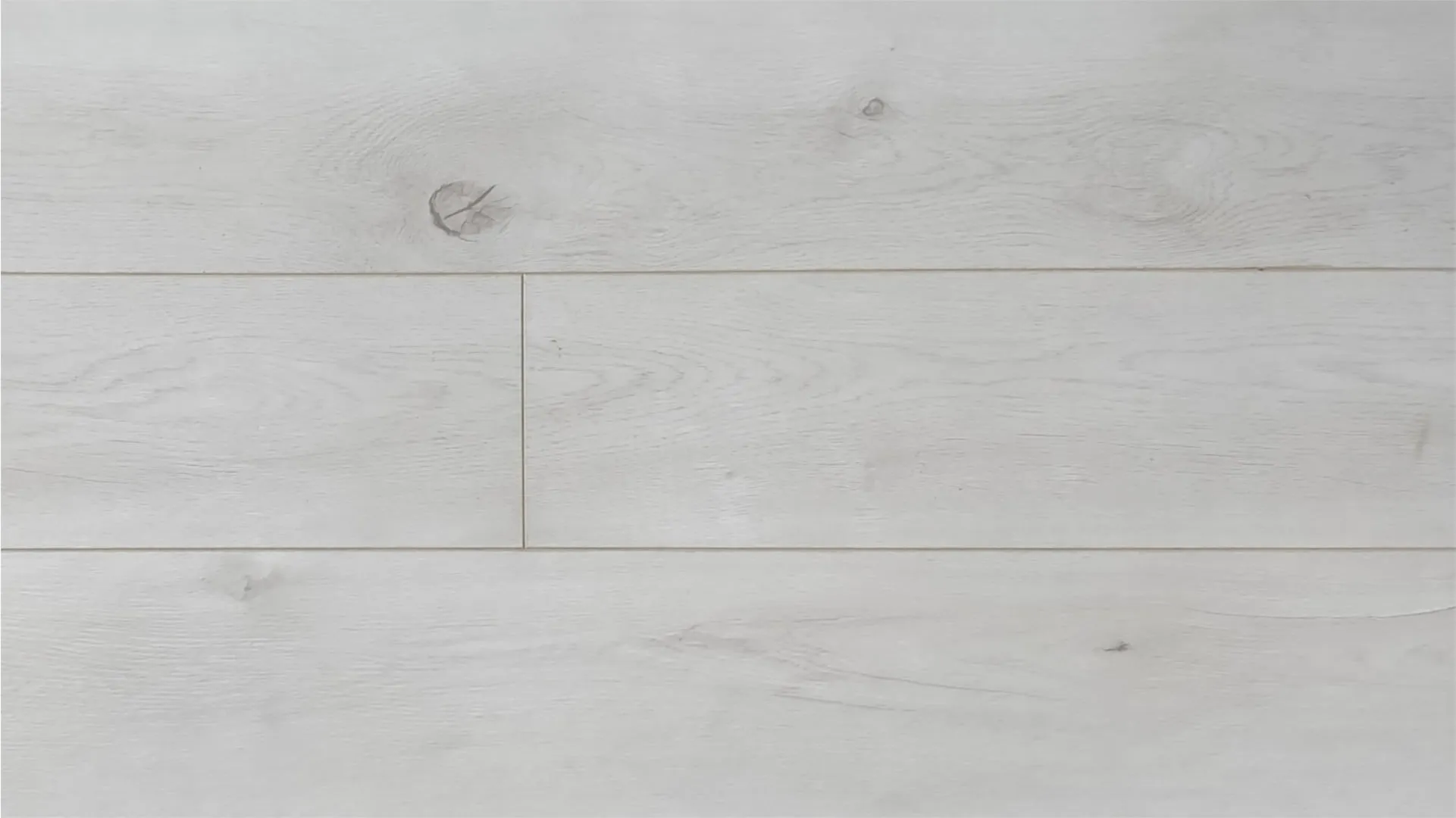 Artic Oak Wood Grain 12.3mm (2.38sqy)