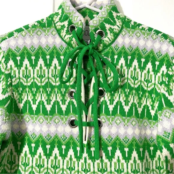 BDG Rían Lace up Sweater