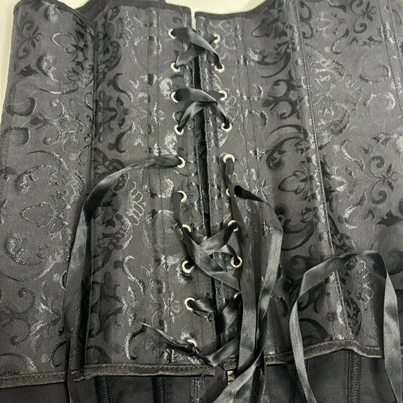 Black Corset | Silver Linked Front | Boned Structured | Back Braided Tie Gothic