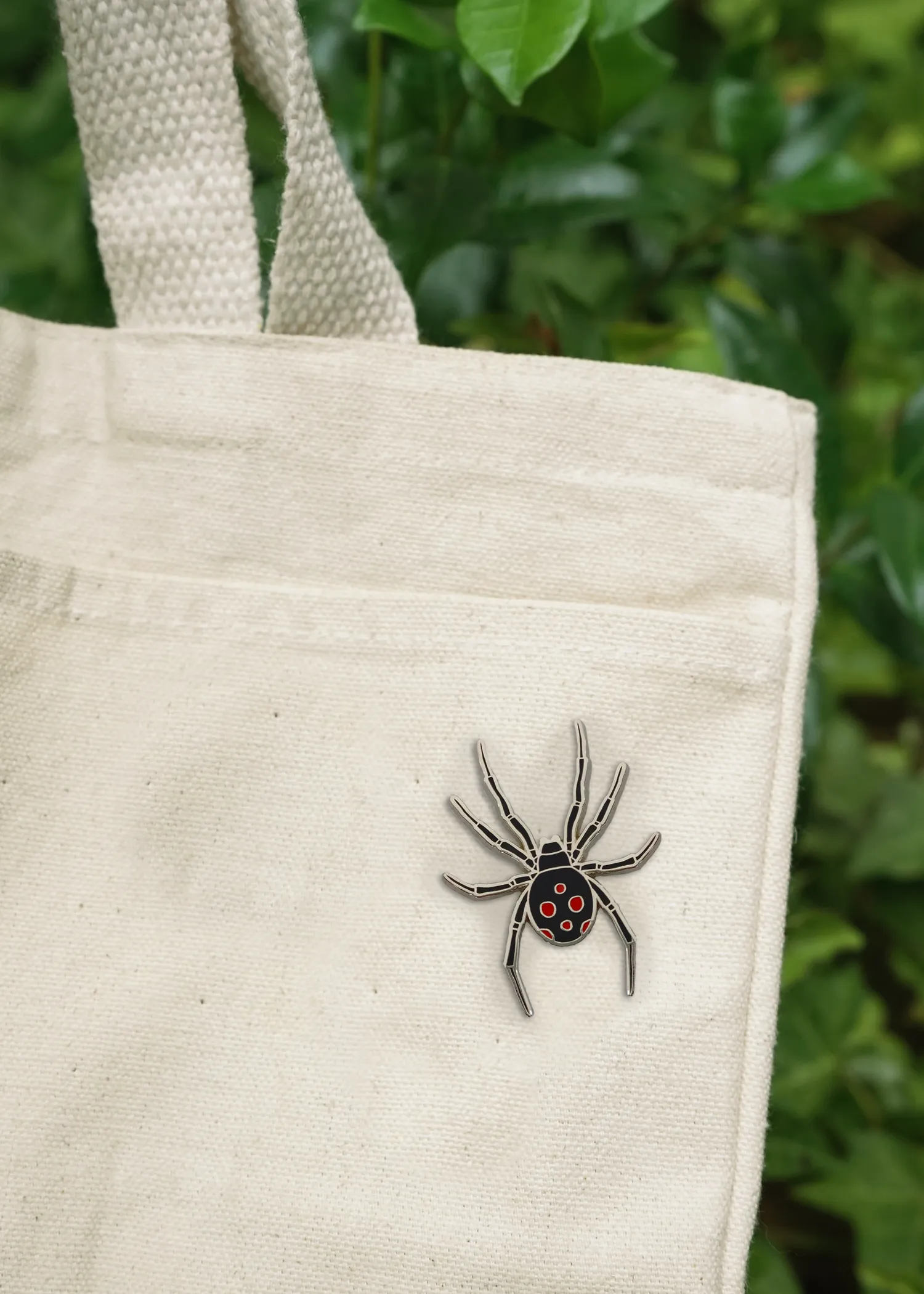 Black Widow Spider Pin