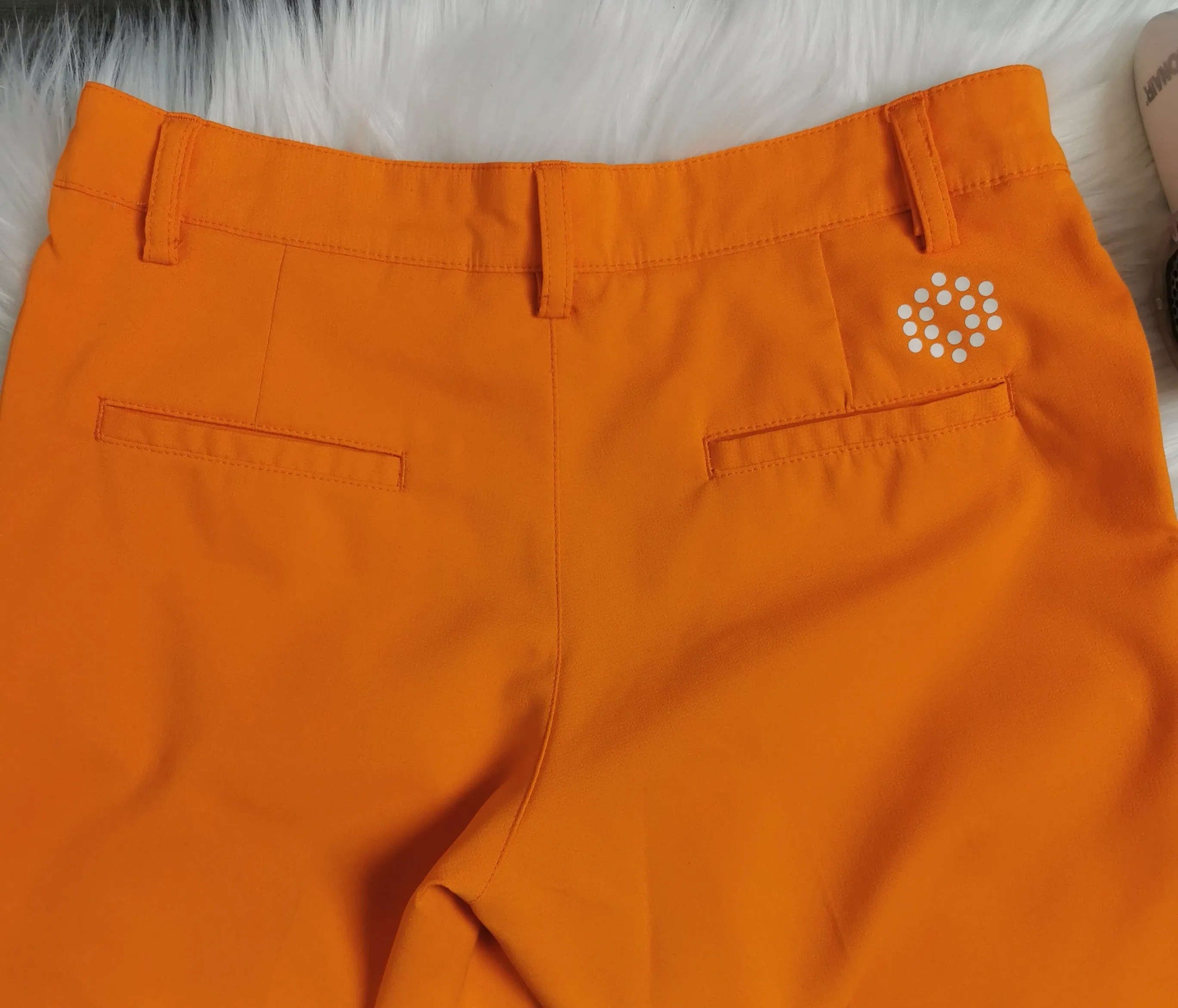 BOY SIZE SMALL (8/10 YEARS) - PUMA Golf Shorts EUC B44