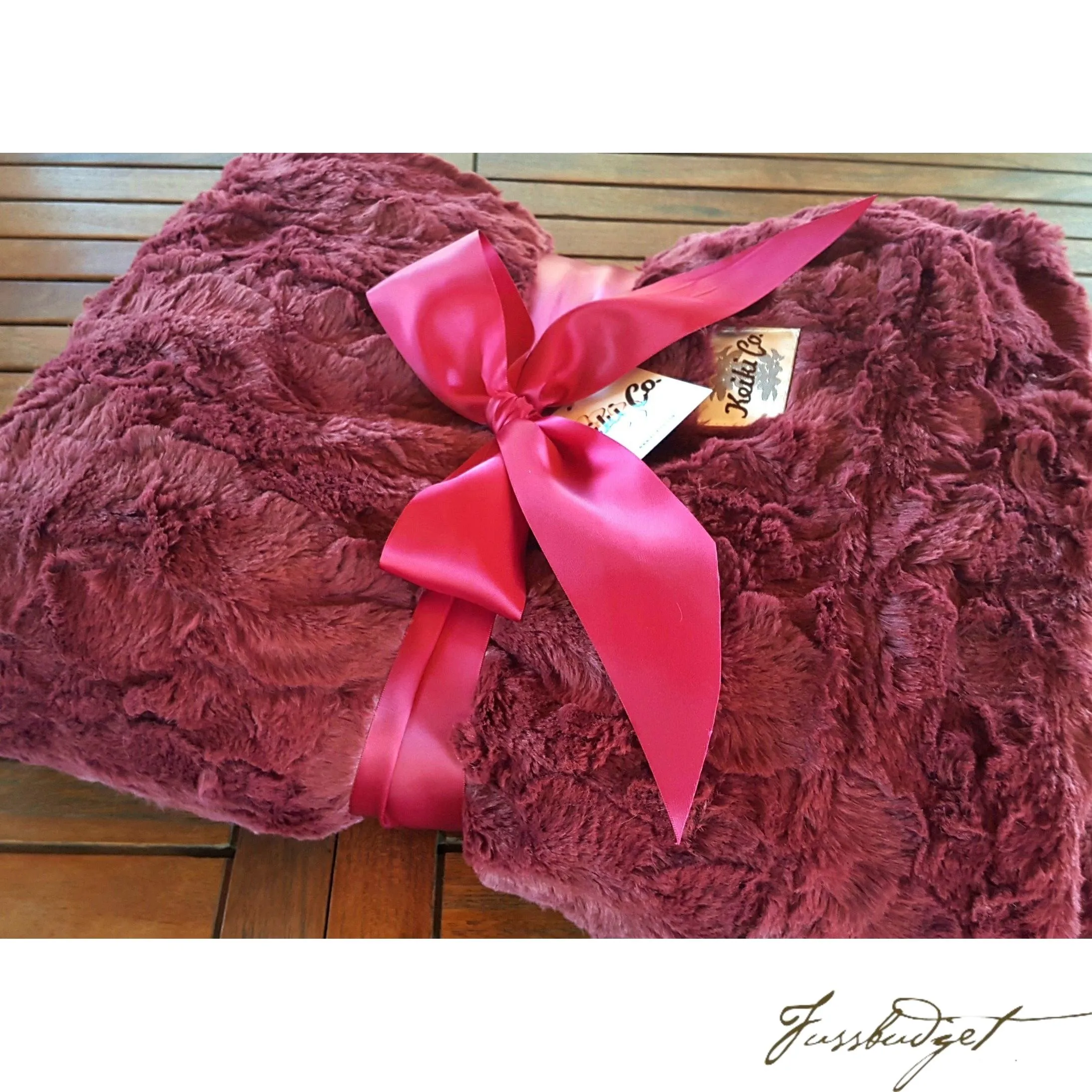BRICK BELLA COUTURE THROW