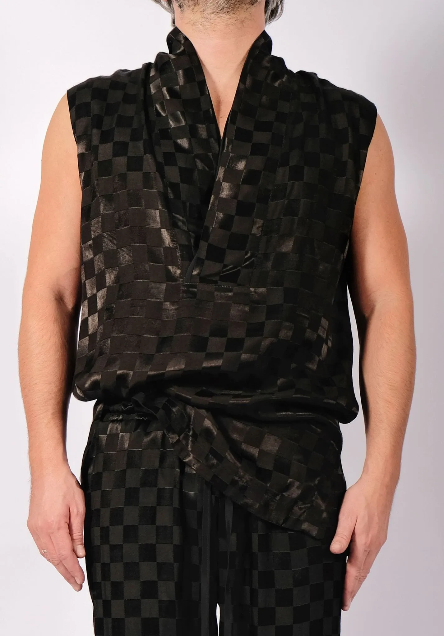 Checkered V-Neck Sleeveless