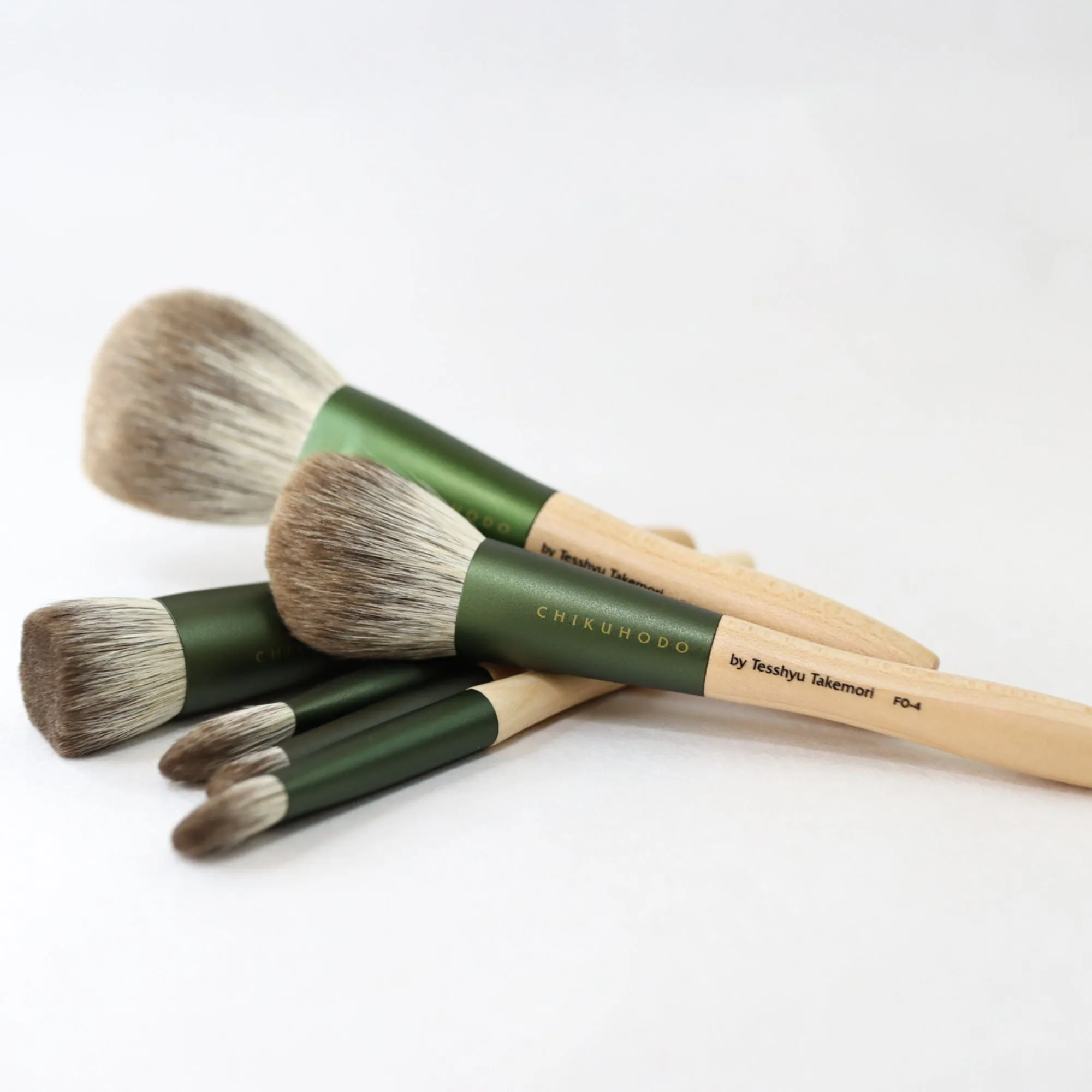 Chikuhodo FO-4 Cheek/ Highlight, FO Series