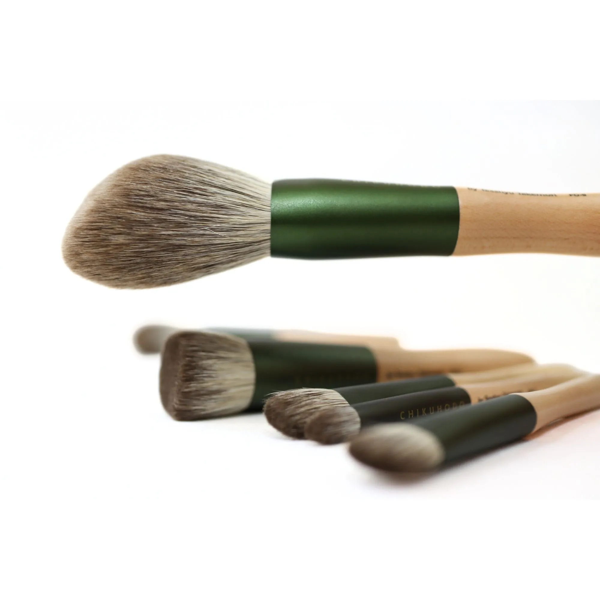 Chikuhodo FO-4 Cheek/ Highlight, FO Series