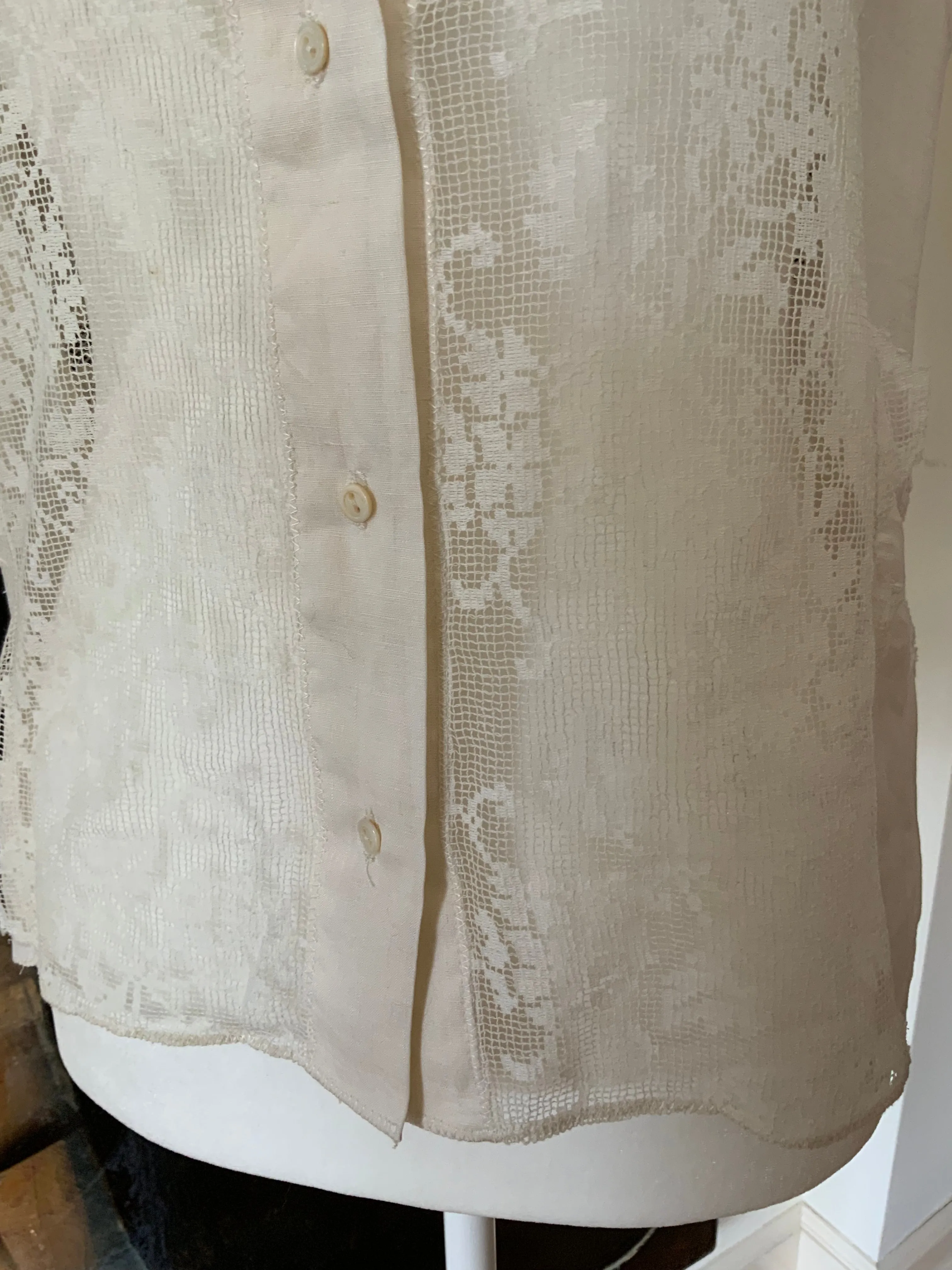 Cotton Blouse adorned with Antique Filet Lace - Y2K - E2