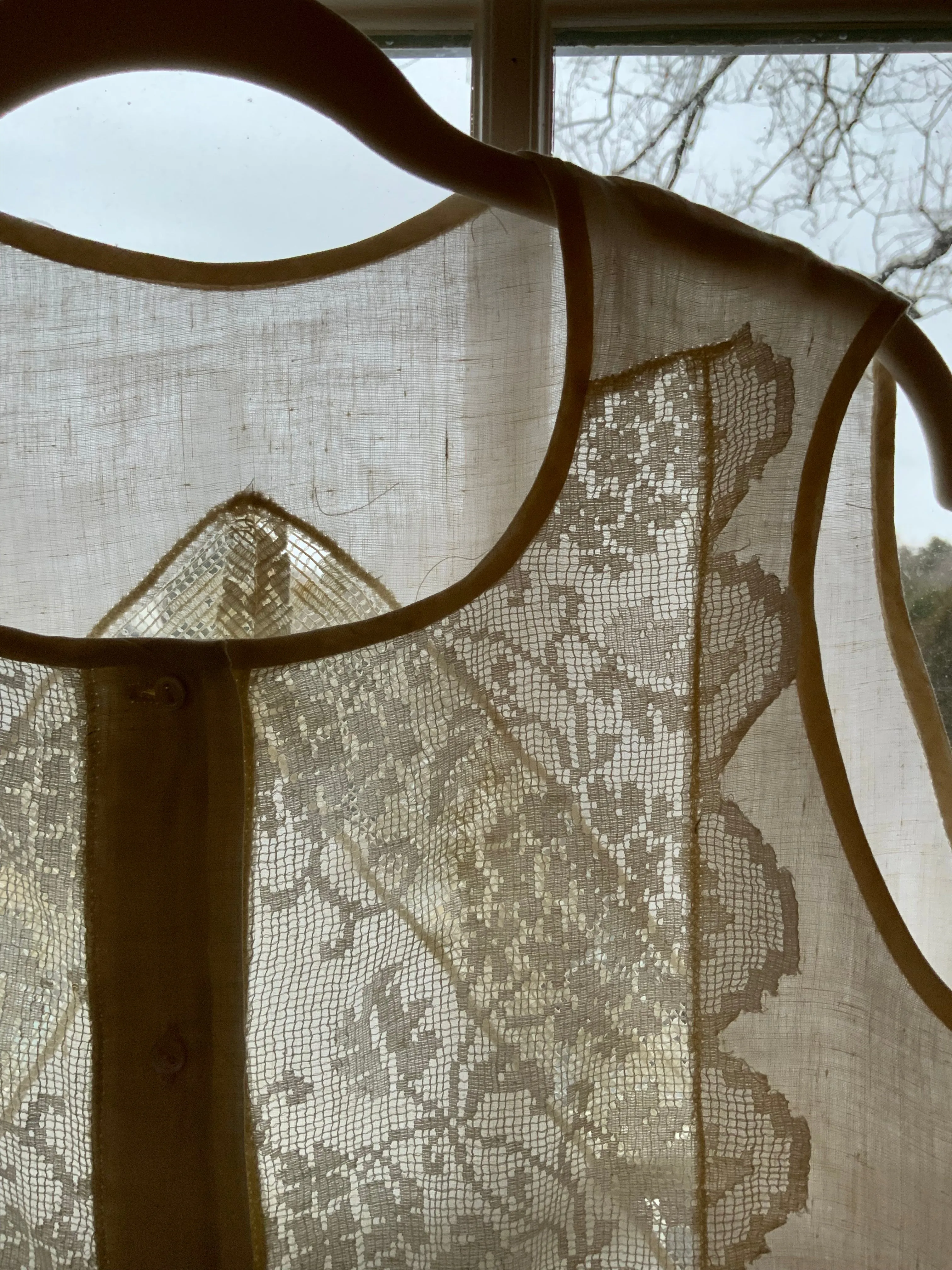 Cotton Blouse adorned with Antique Filet Lace - Y2K - E2