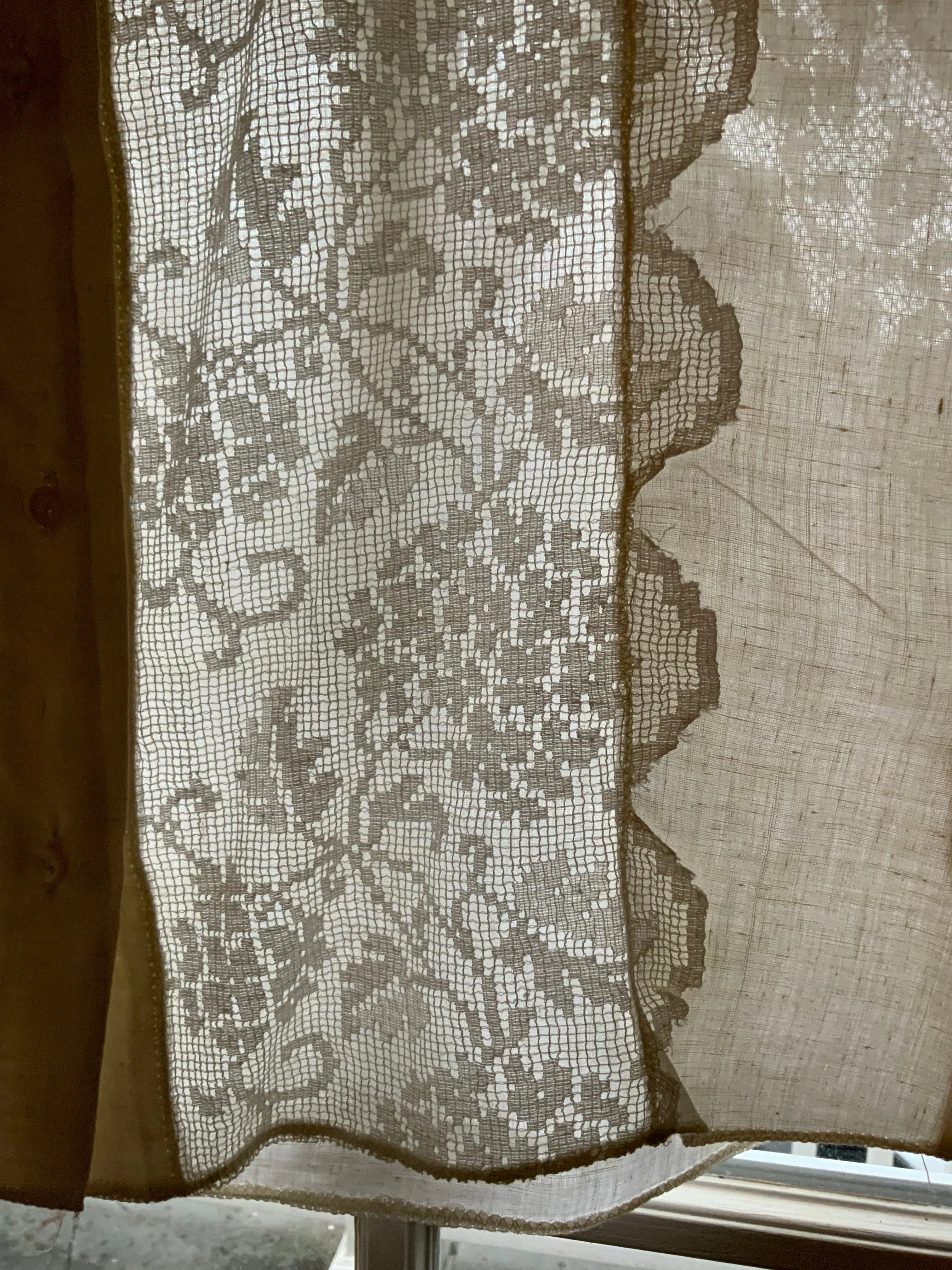 Cotton Blouse adorned with Antique Filet Lace - Y2K - E2