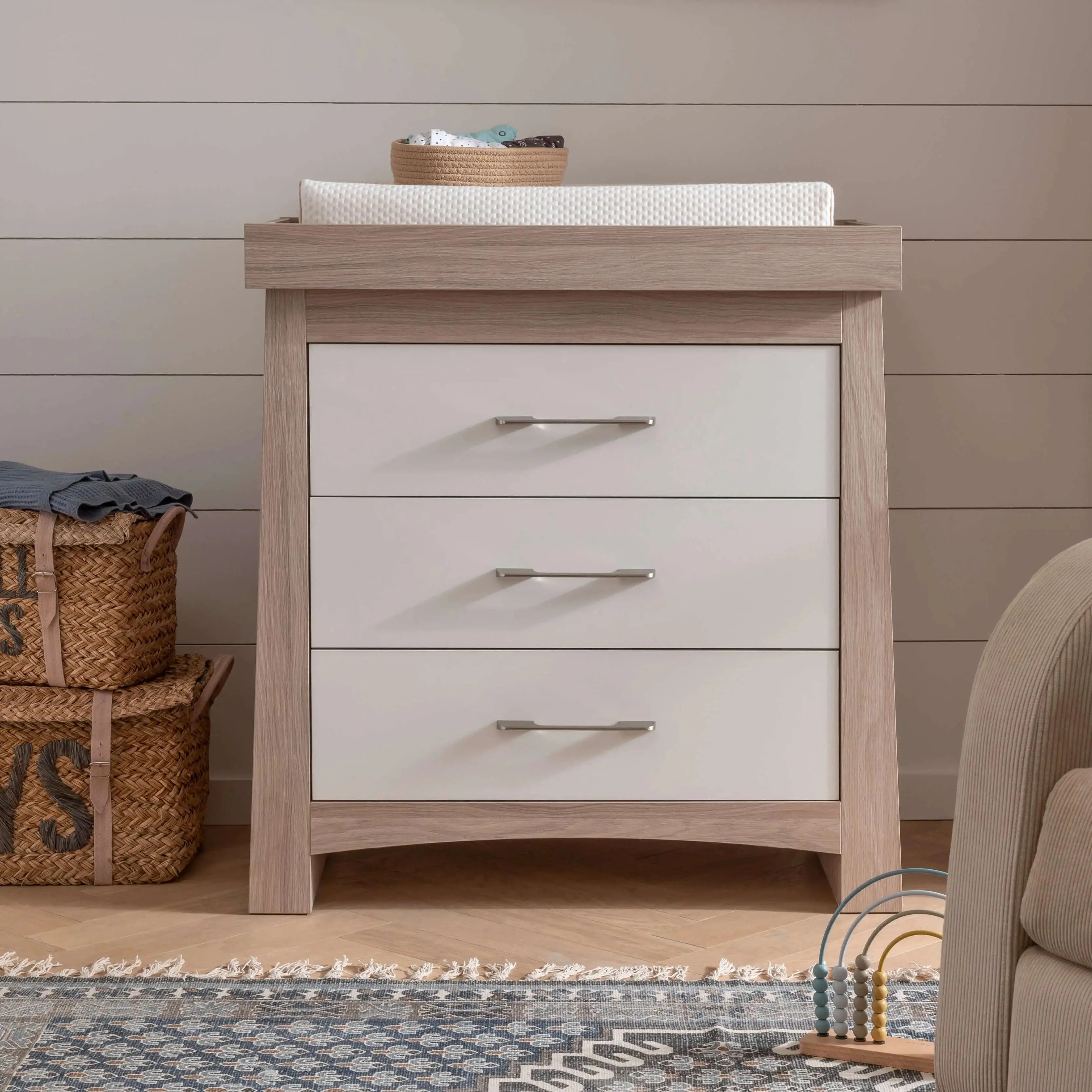 CuddleCo Lana 2 Piece Nursery Furniture Set (Cot Bed & Dresser) - Ash & White