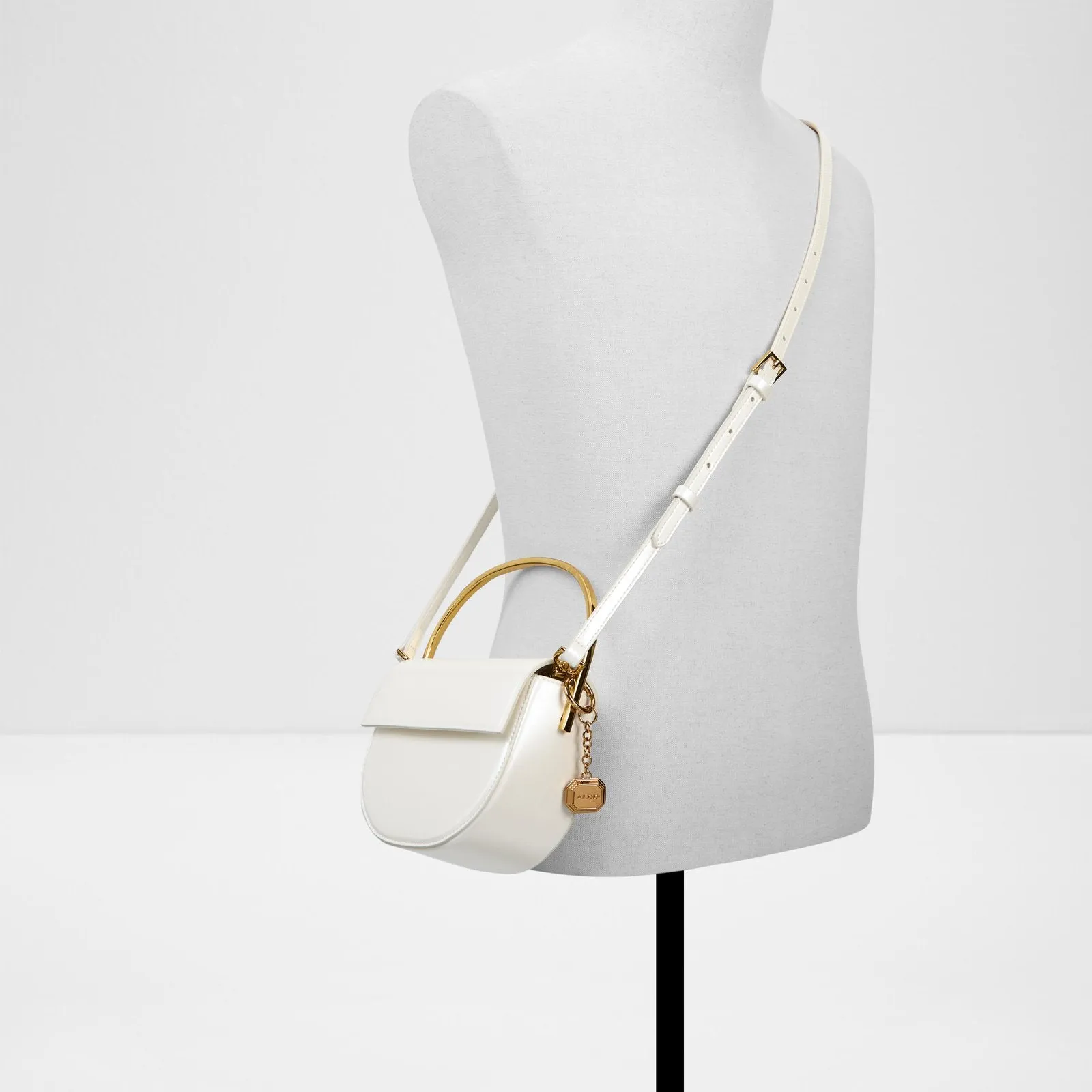 Delightful / Top Handle