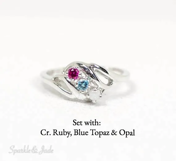 Diagonal Swirl Mother's Family Birthstone Ring