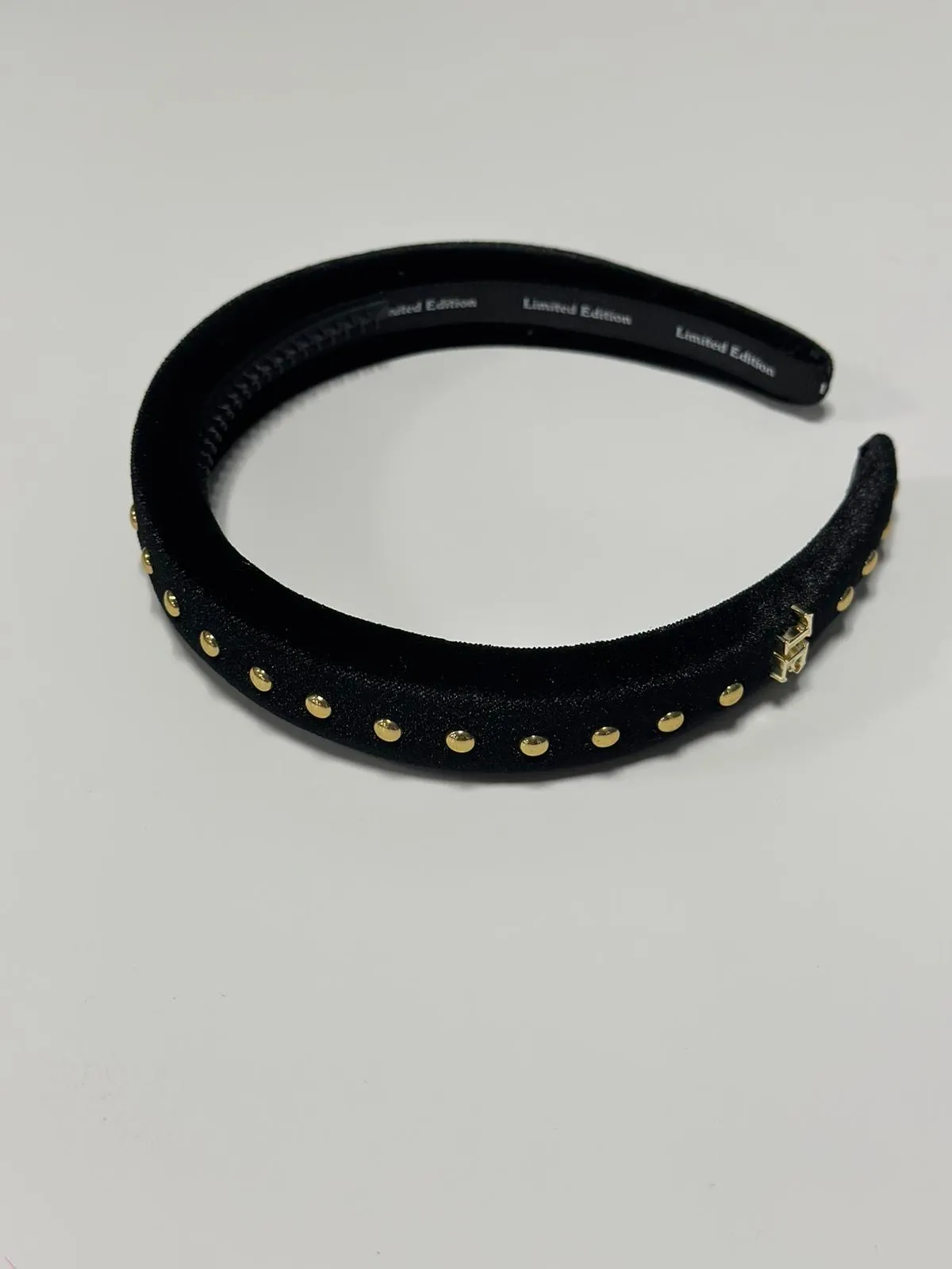 Embellished Scattered Pearls Headband-Black