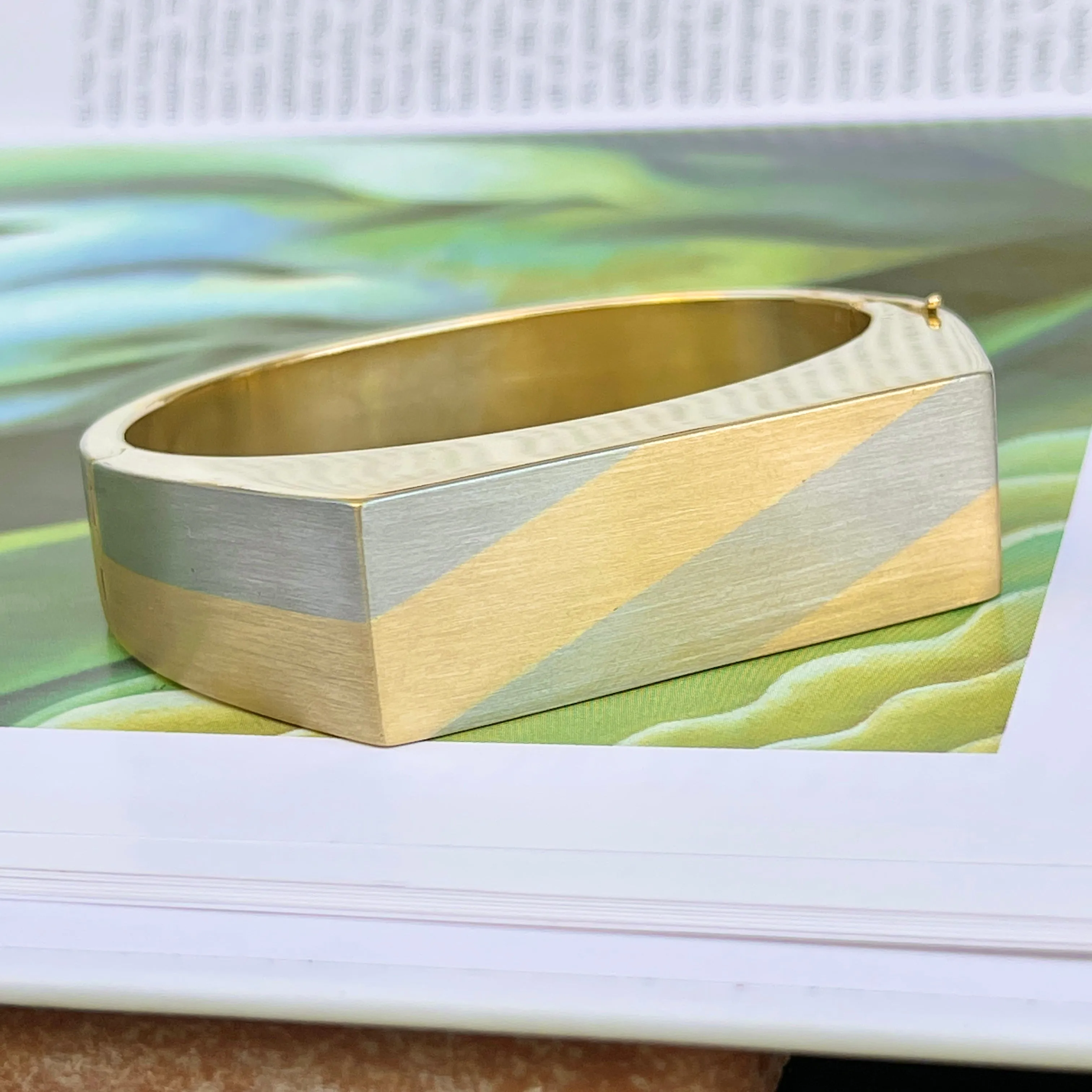 Estate 18KT Yellow Gold   White Gold Matte Striped 70s Bangle Bracelet