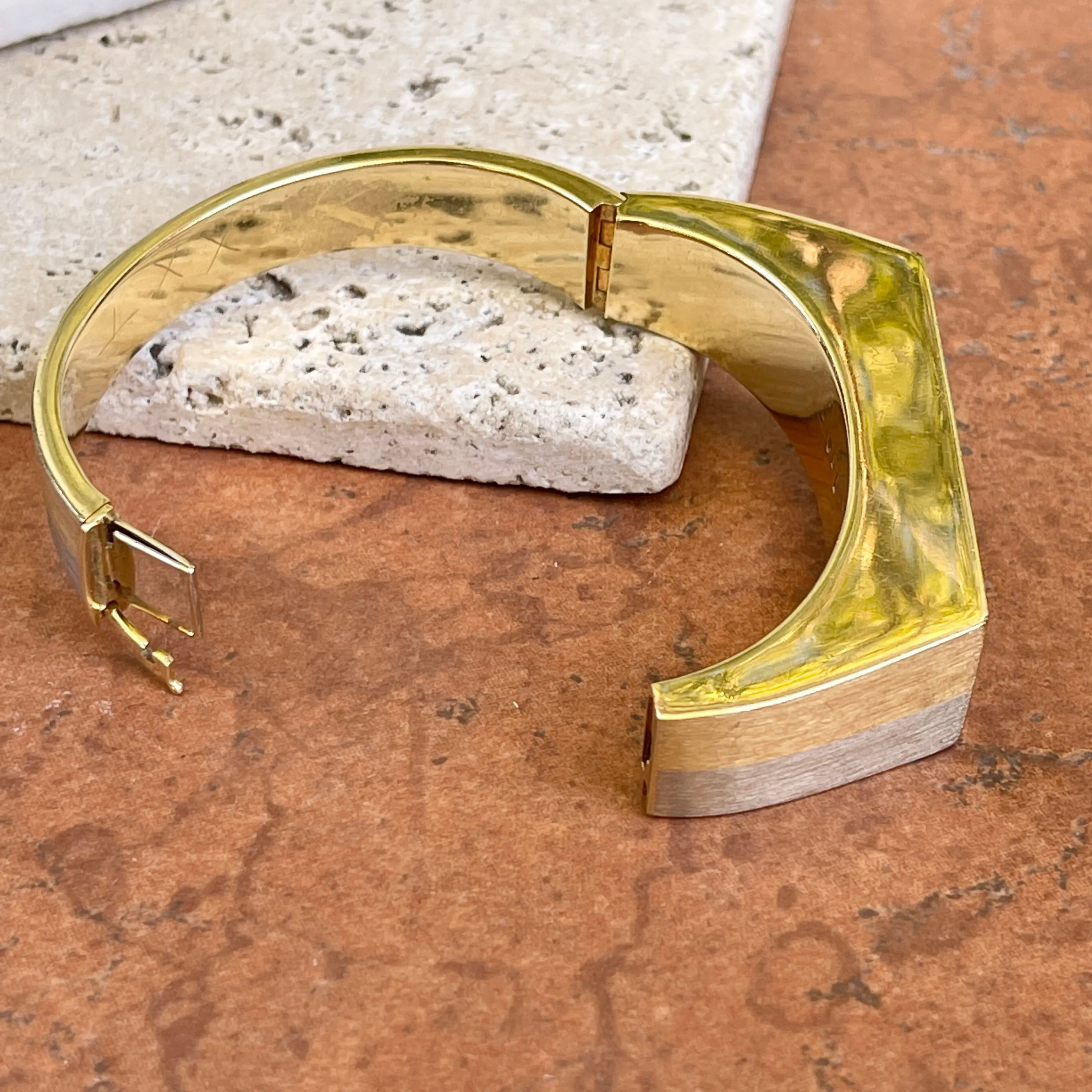 Estate 18KT Yellow Gold   White Gold Matte Striped 70s Bangle Bracelet