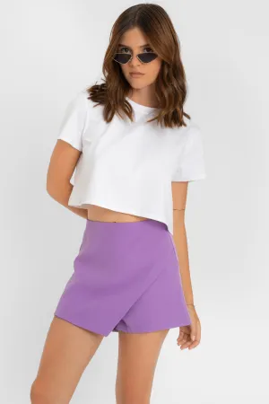 Falda short ajustado cruce frontal diagonal