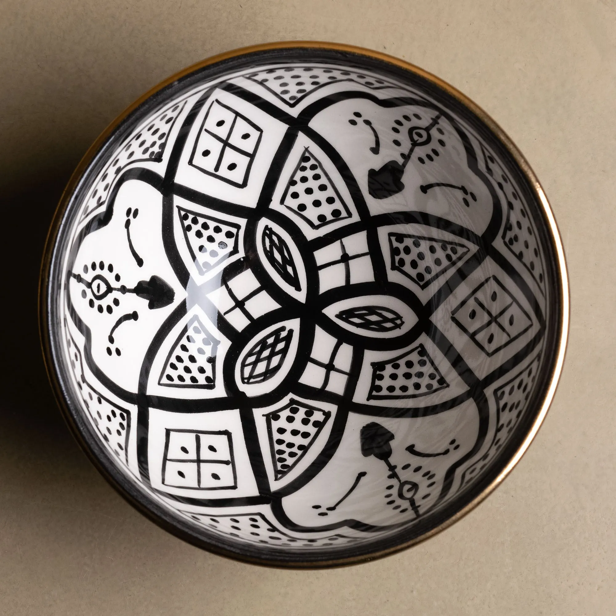 Fez Noir Bowl - Moroccan Dinnerware Adorned with 12 Carat Gold Accents