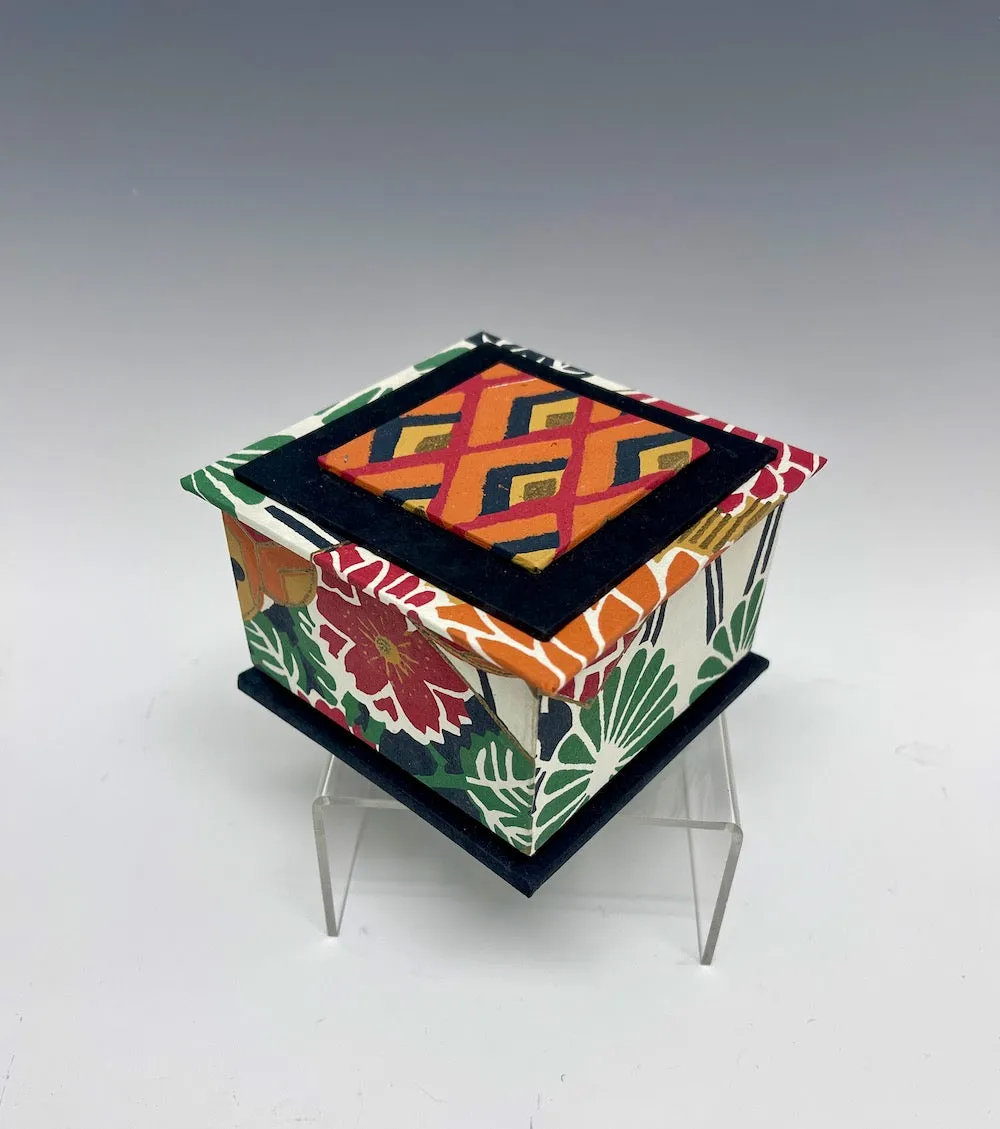 Floral Motif Handmade Mixed Media Box JS104