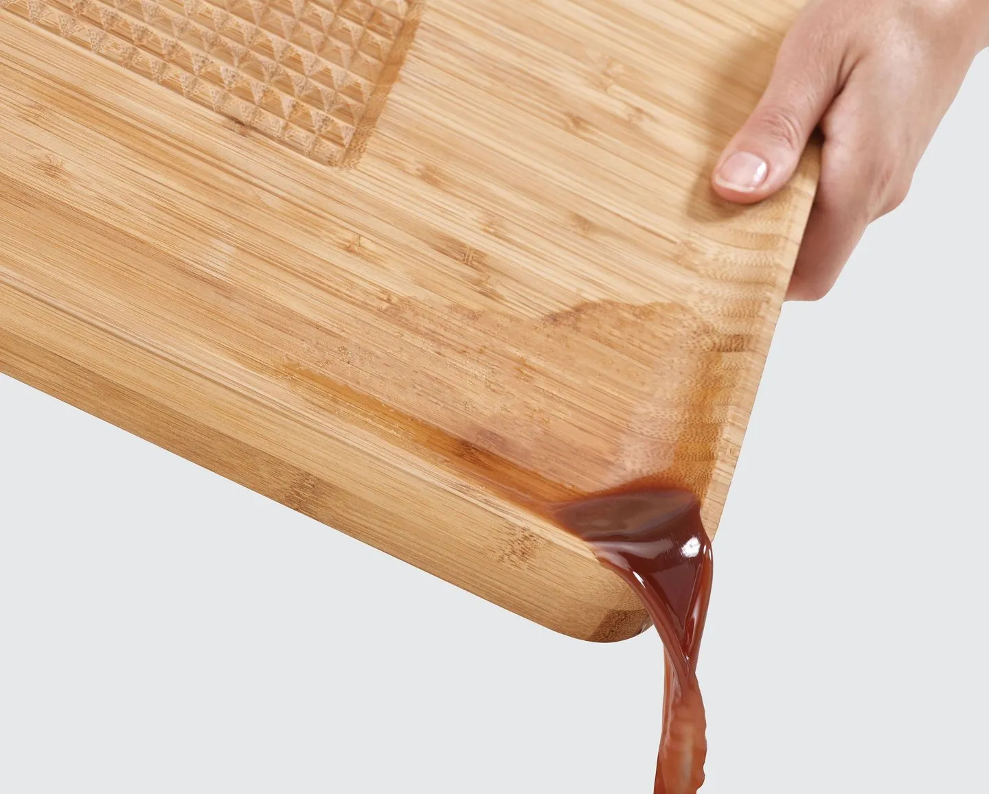 Joseph Joseph Cut & Carve Bamboo Chopping Board