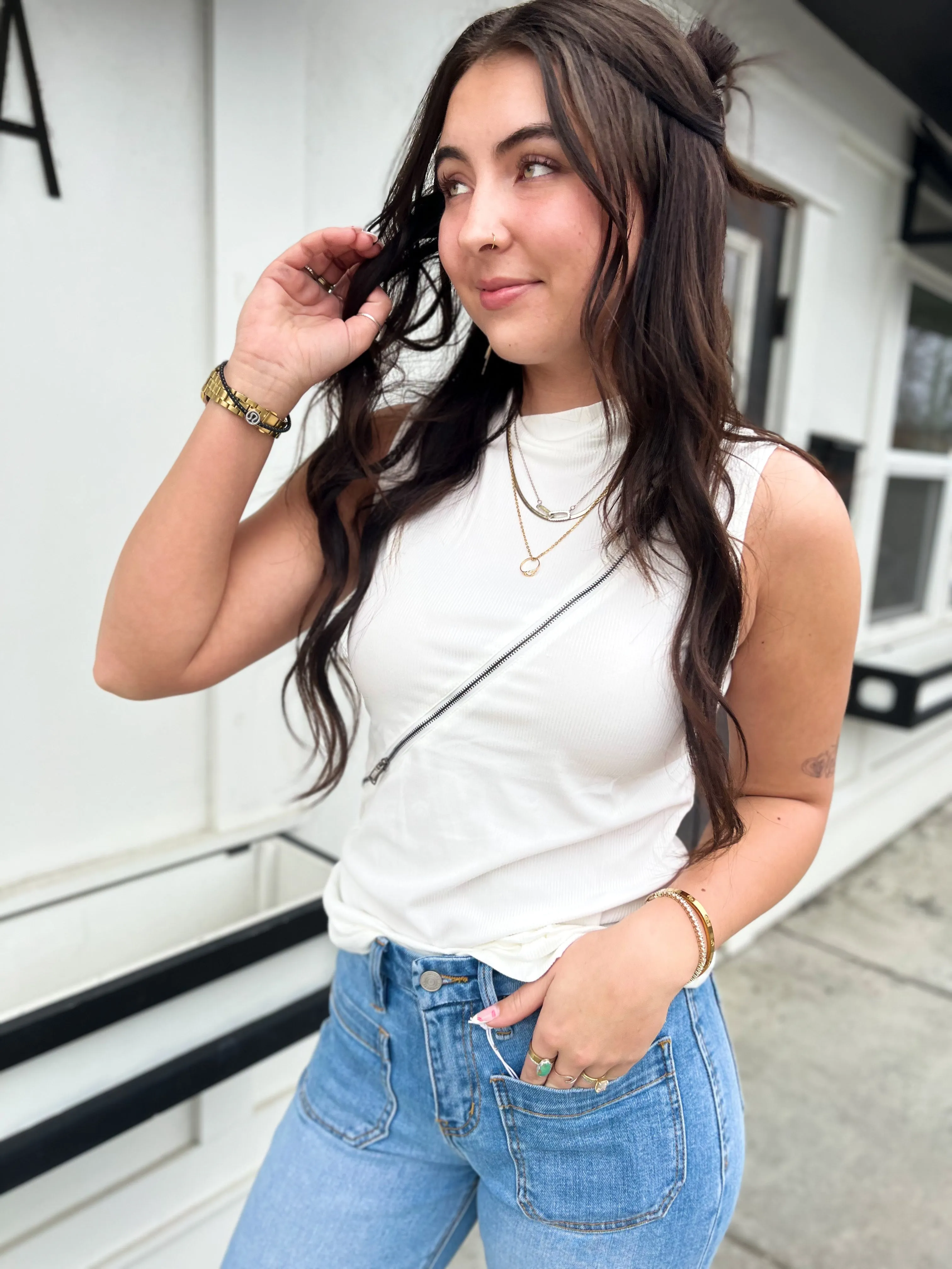 Kylie Diagonal Zip Detail Tank- White