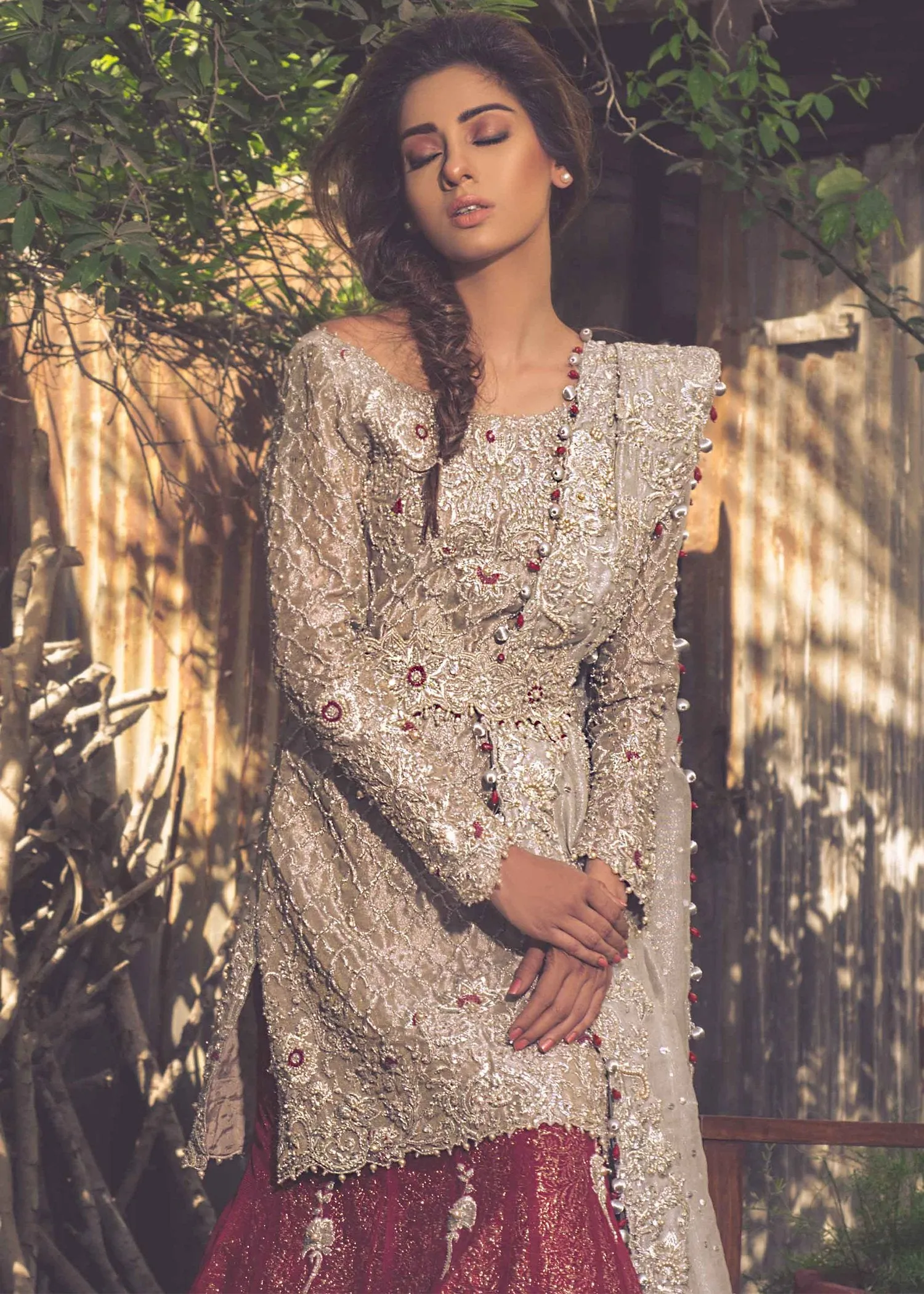 Latest Pakistani Bridal Net Lehnga for Wedding #J5166