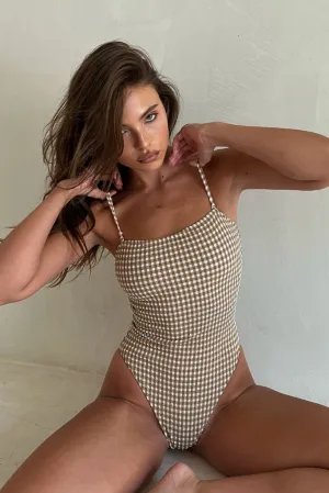 LUCIA ONE PIECE