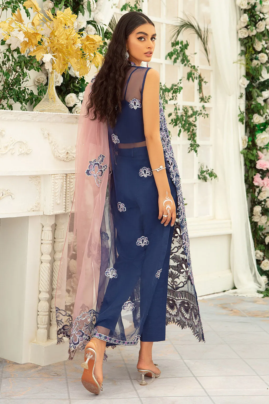 MM-18 | Vanya Mah-E-Meer RTW Stitched Collection