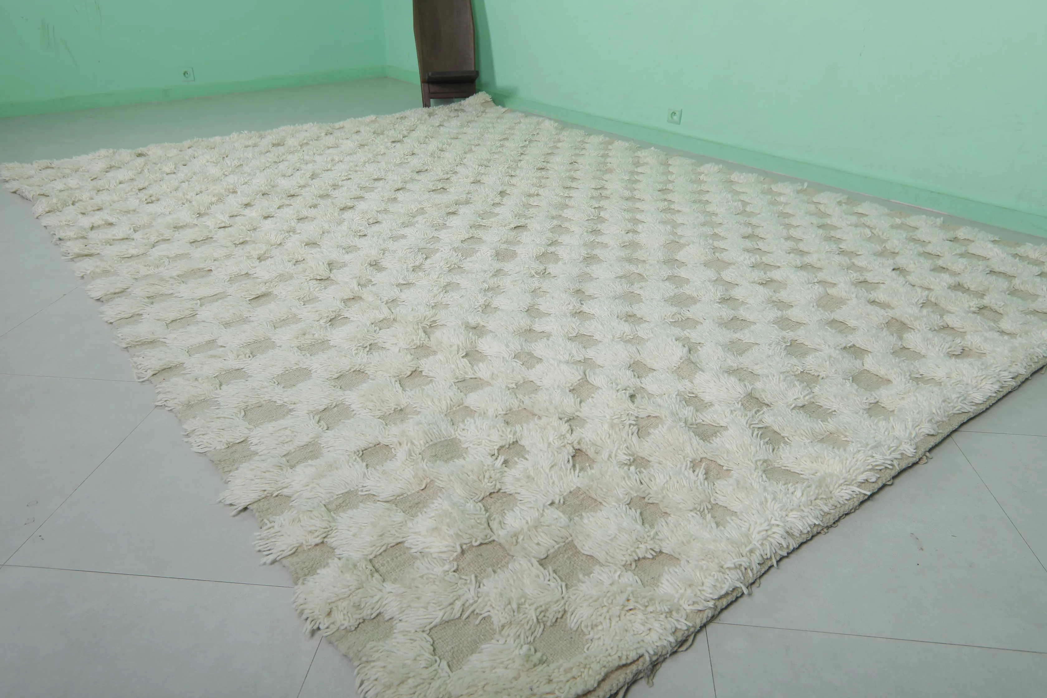 Moroccan Checkered Rug - Handwoven 8.6 x 12 Feet | Plush Wool Design