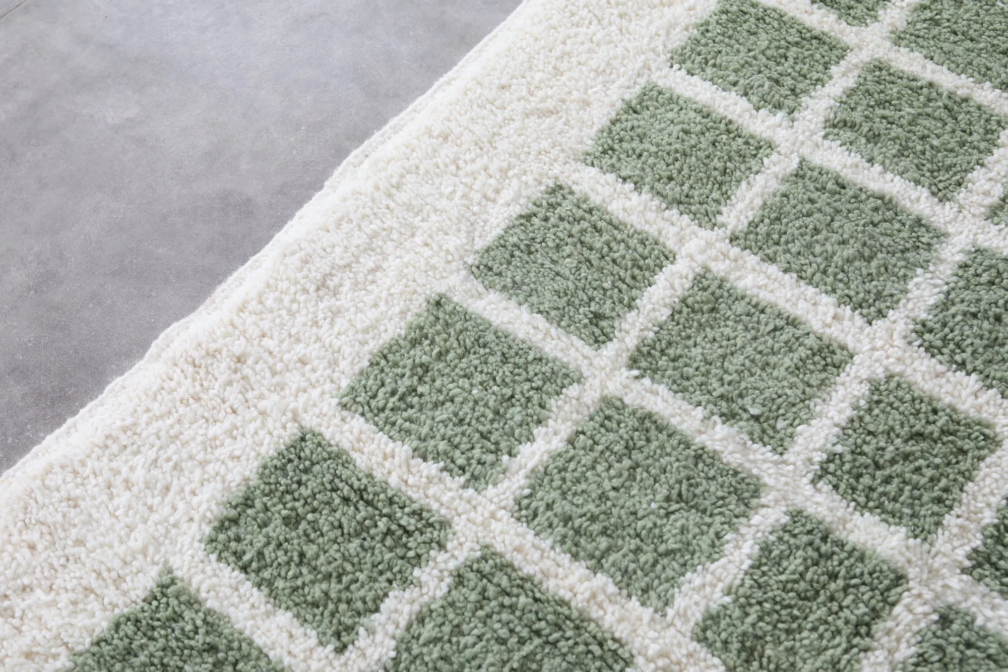 Moroccan Green checkered rug - Berber rug - Wool rug