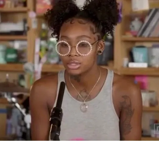 Nroda Socialite Round Embellished Sunglasses As Worn by Summer Walker