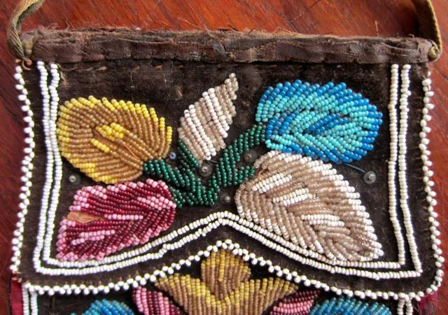 Old Iroquois Beaded Velvet Purse