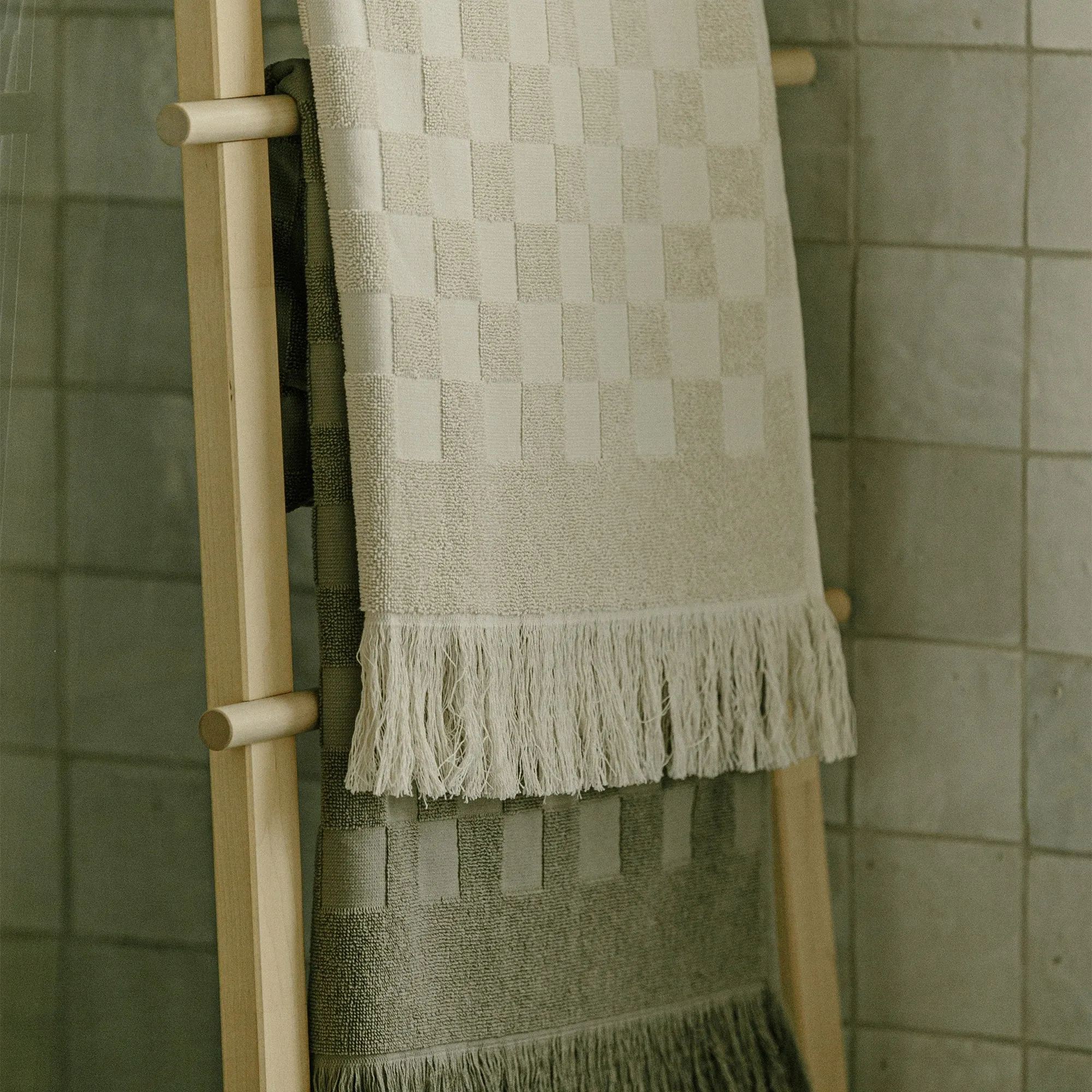 Organic Checkered Bath Towel