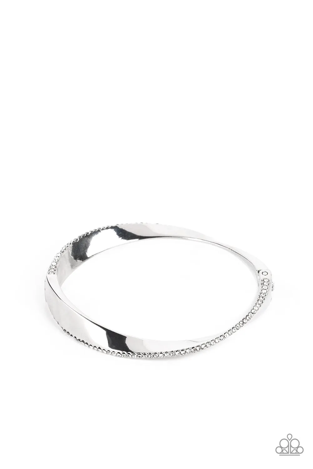 Paparazzi Artistically Adorned - White Bracelet