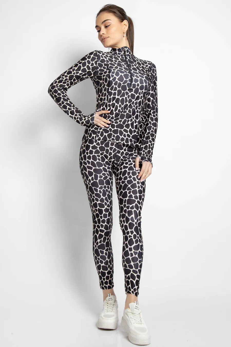 PATTERNED T-SHIRT AND LEGGINGS TRACKSUIT SET