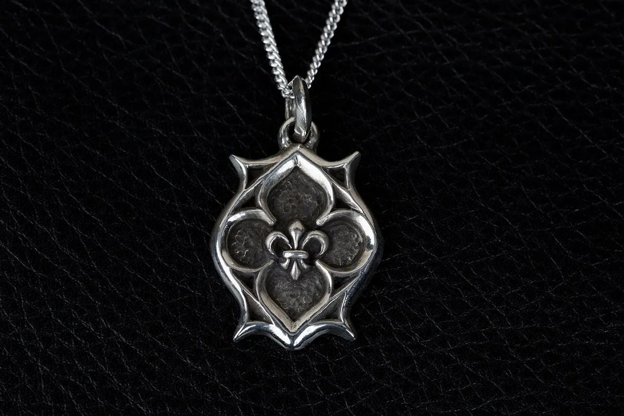 Quatrefoil Necklace