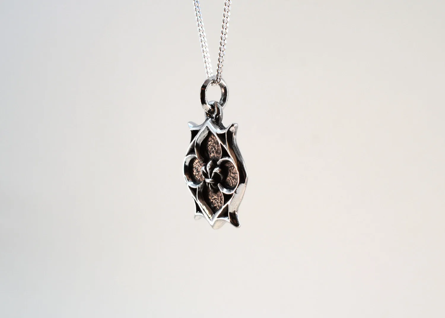 Quatrefoil Necklace