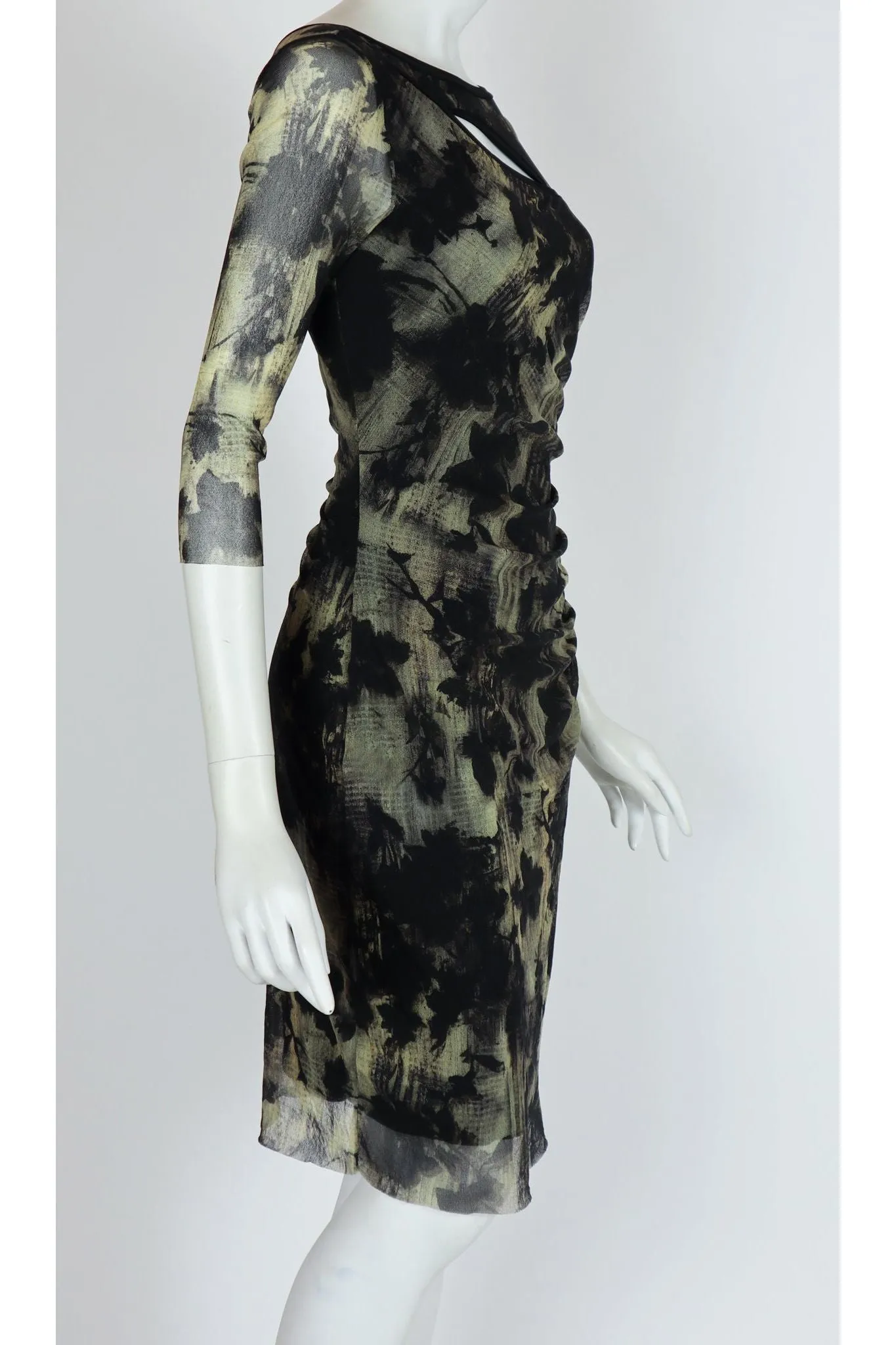 QUEEN Ruched 3/4 Sleeve Keyhole Neckline Knee Length Print Dress