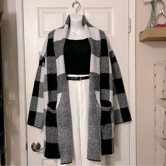 RD Style Large Checkered Plaid Black &amp; White Knee Length Open Cardigan Sweater M
