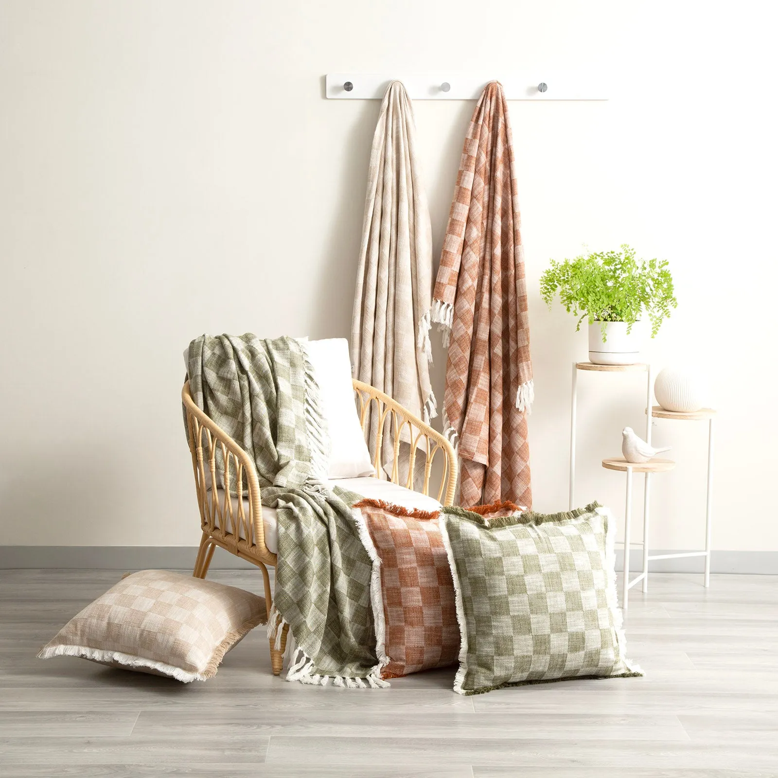 Renee Taylor Nevis Checkered Stone Washed Yarn-Dyed Throw 130 x 170 cms Jade