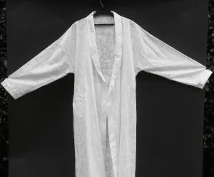 Robe Woman's White Cotton Giraffe Print Handmade African Design