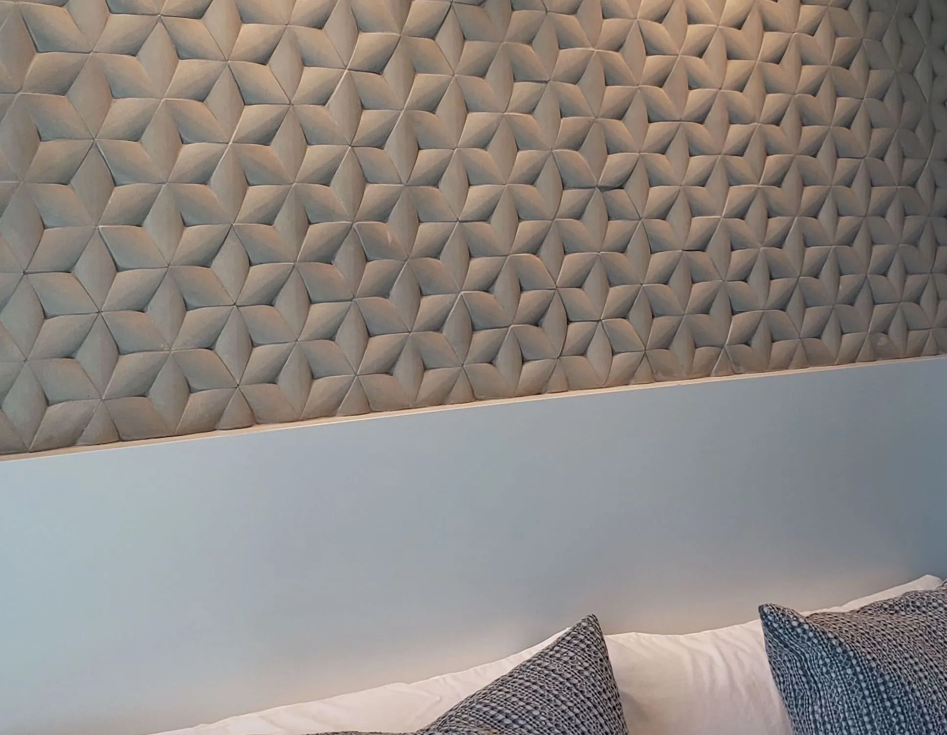 SANDSTONE MINT, PARAGON HEX