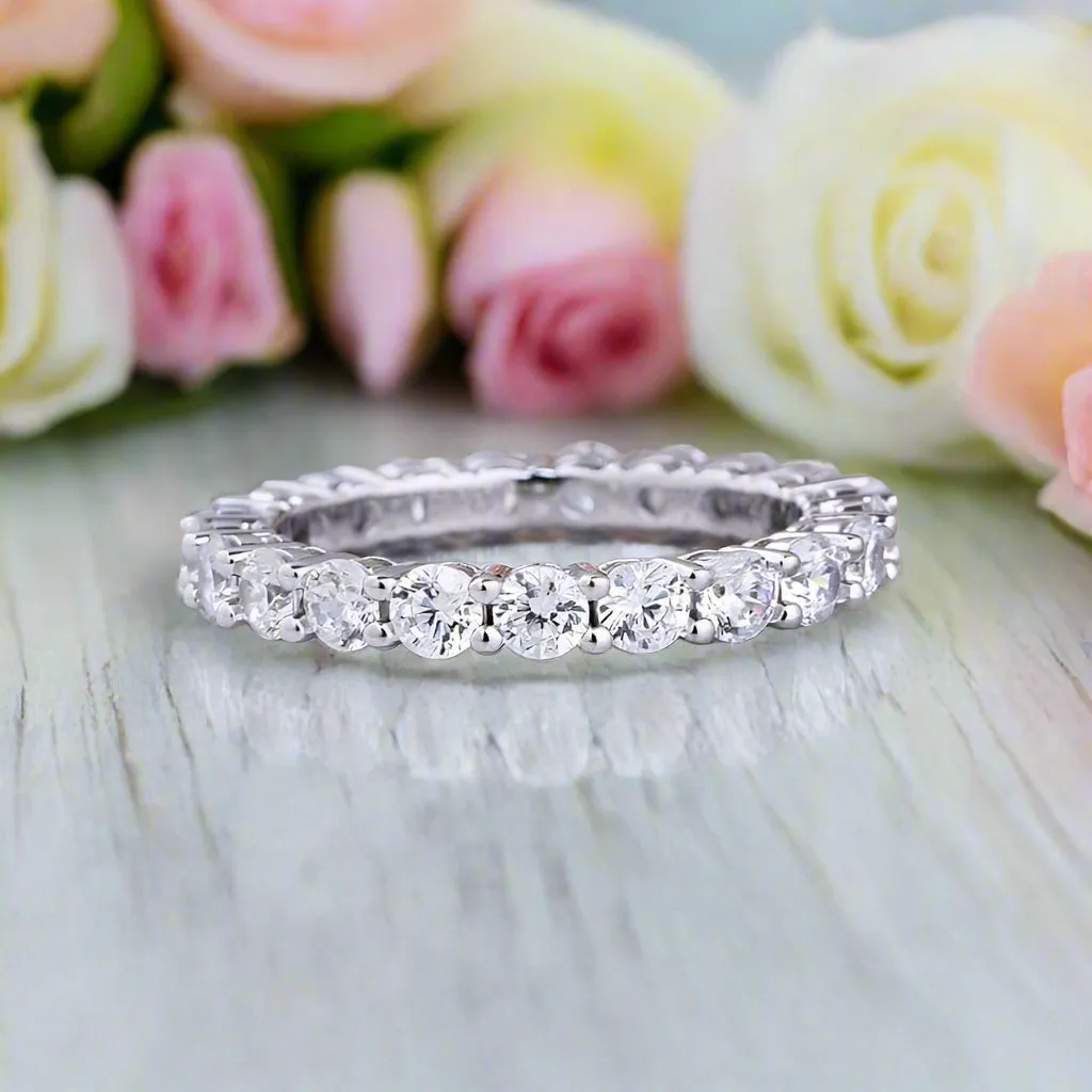 Simple 2.0 Carat Round Cut Wedding Set