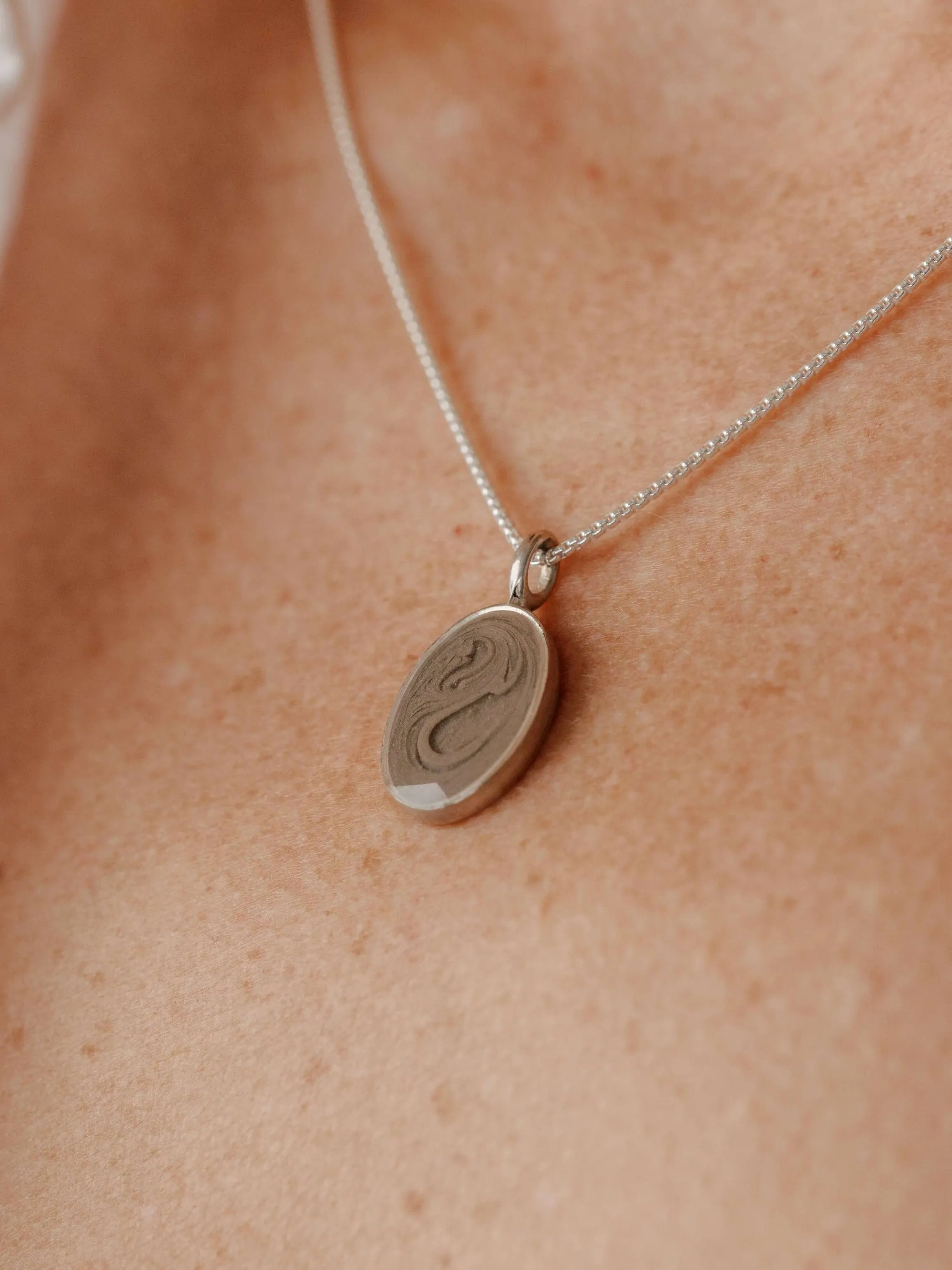 Simple Bail Oval Cremation Necklace in 14K Yellow Gold